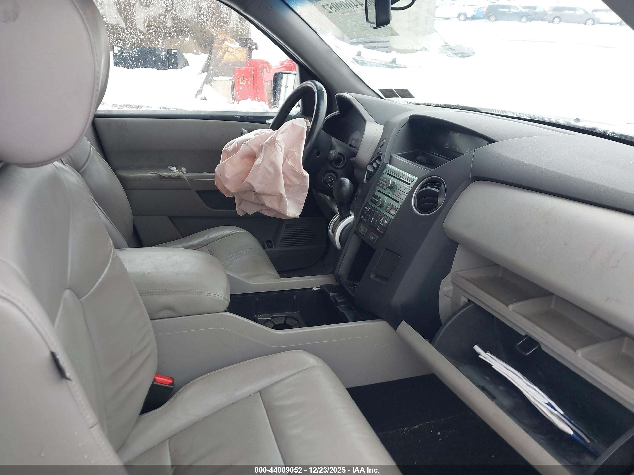 HONDA PILOT image 5