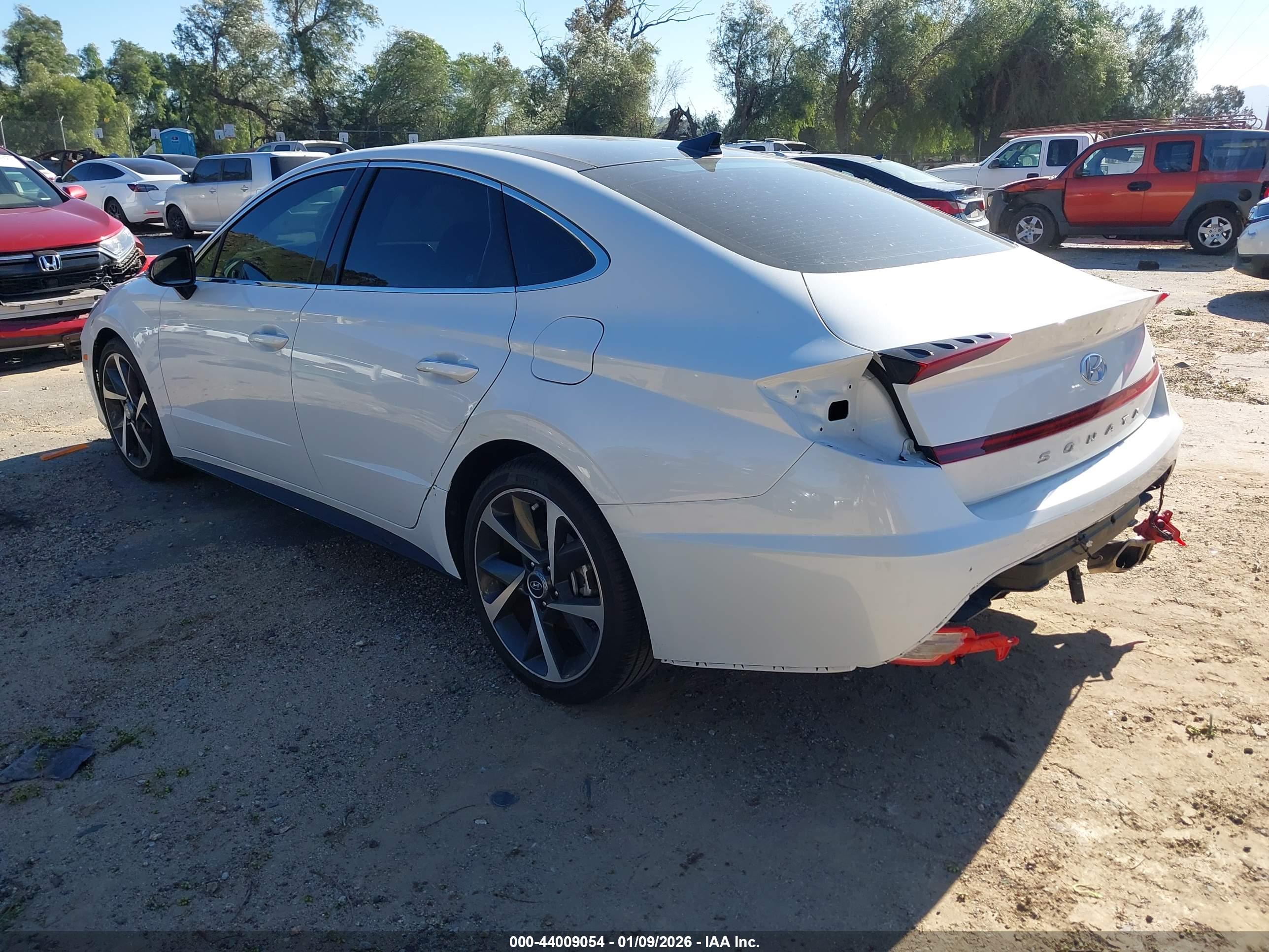HYUNDAI SONATA image 3