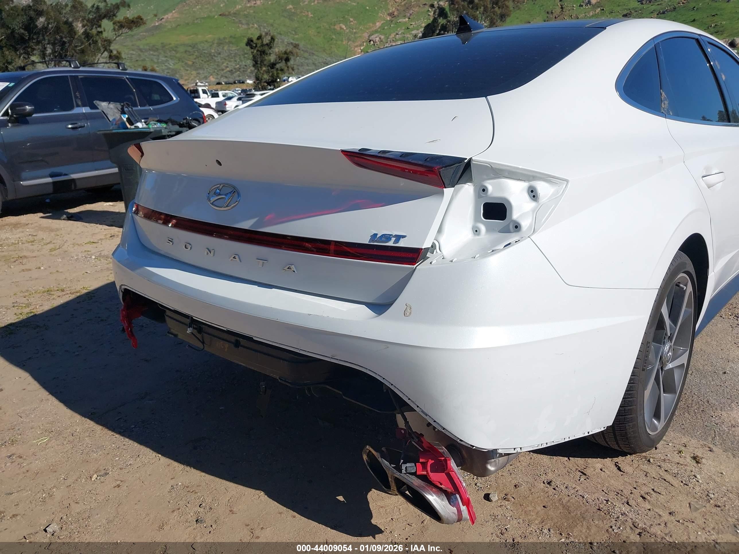 HYUNDAI SONATA image 6