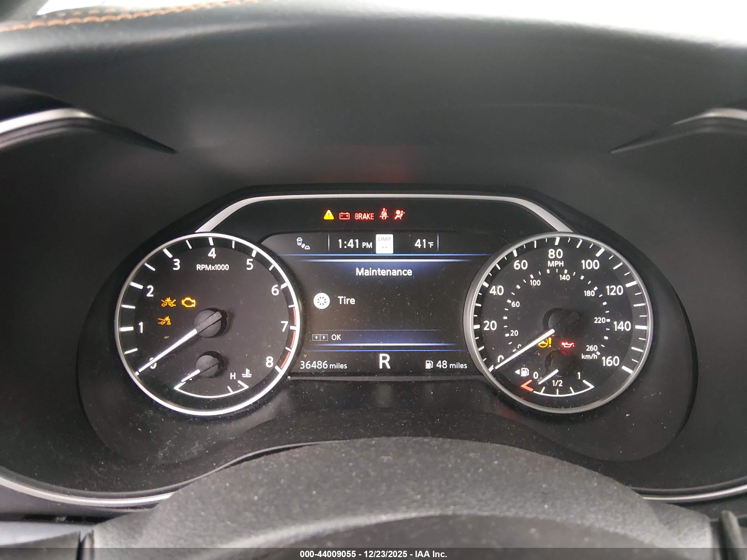 NISSAN MAXIMA image 7