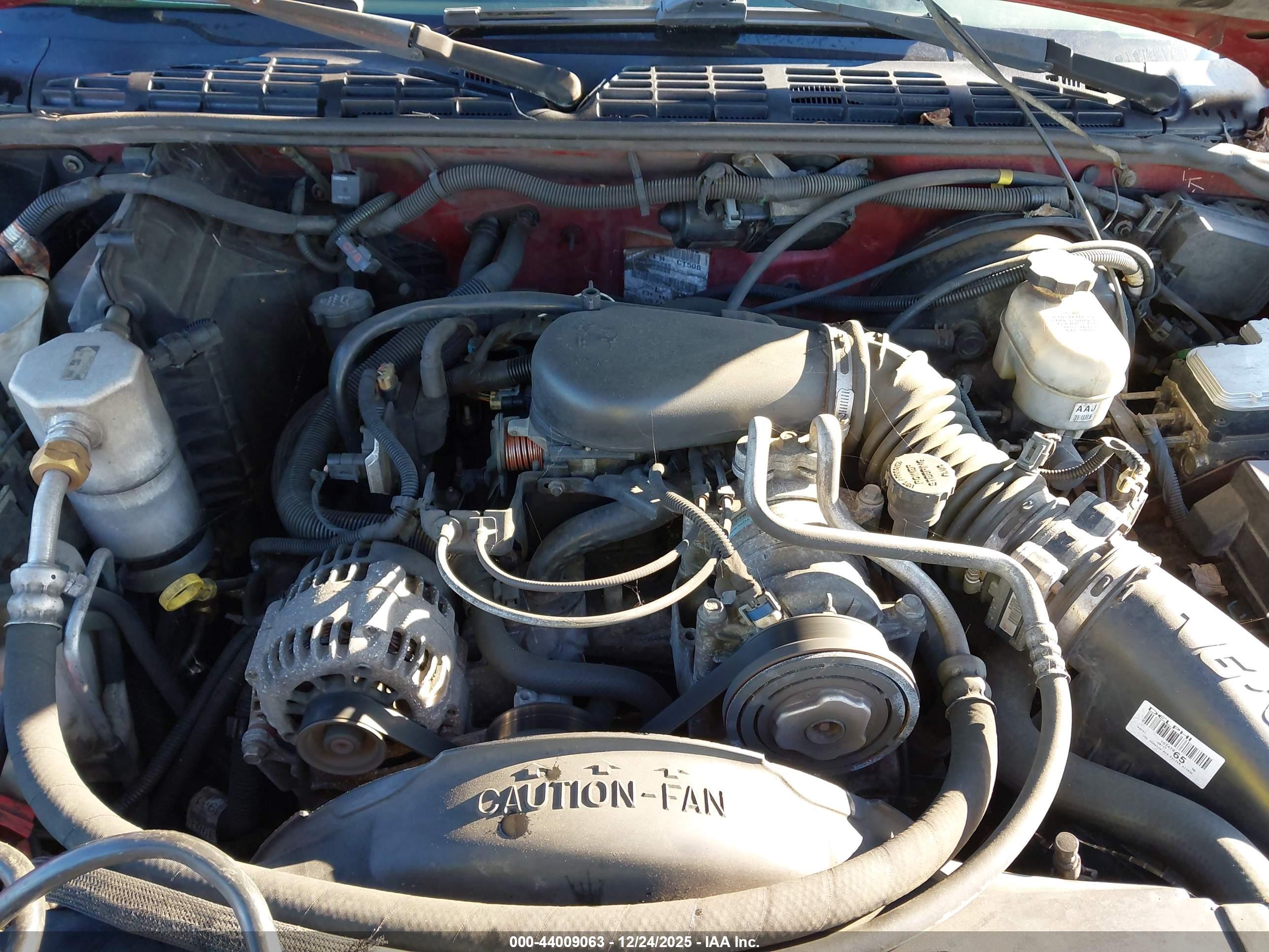 CHEVROLET BLAZER image 10
