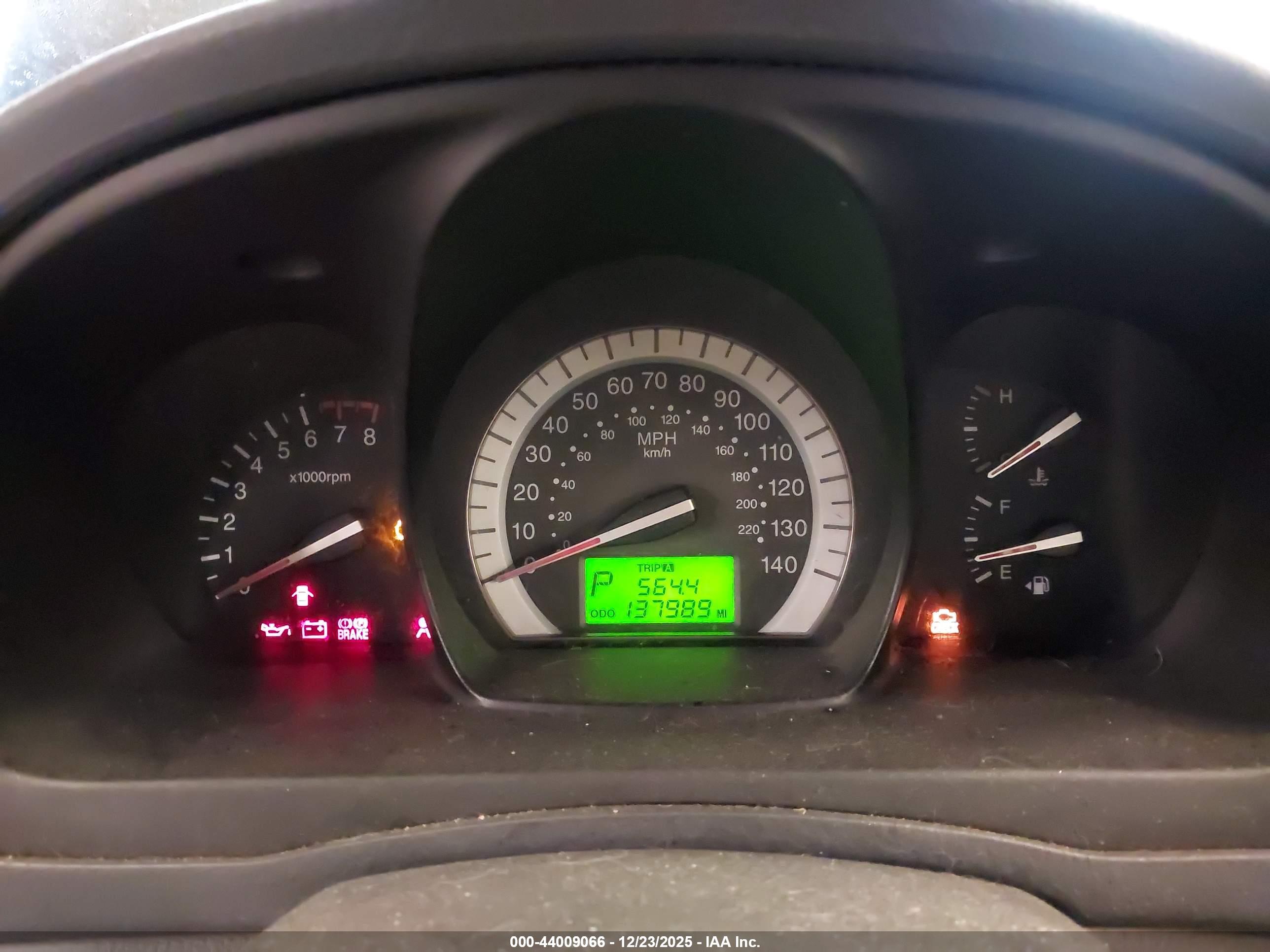 KIA SPECTRA image 7