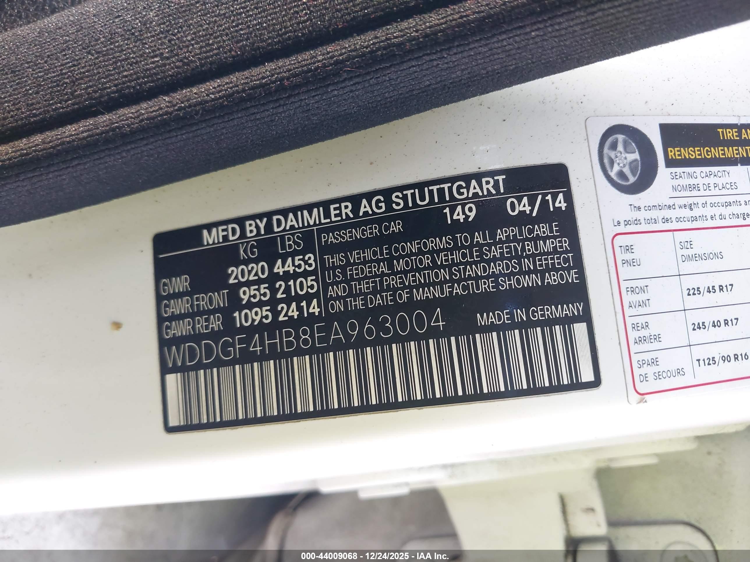 MERCEDES-BENZ C-CLASS image 9