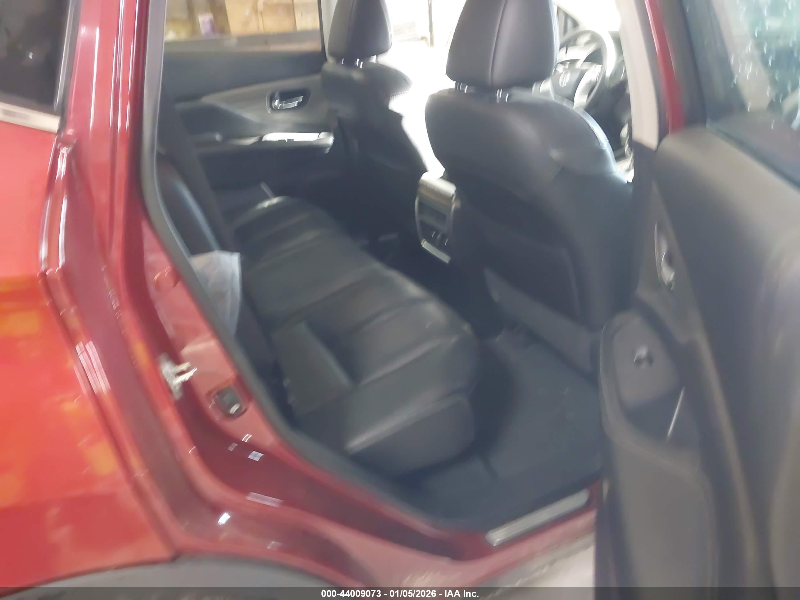 NISSAN MURANO image 8