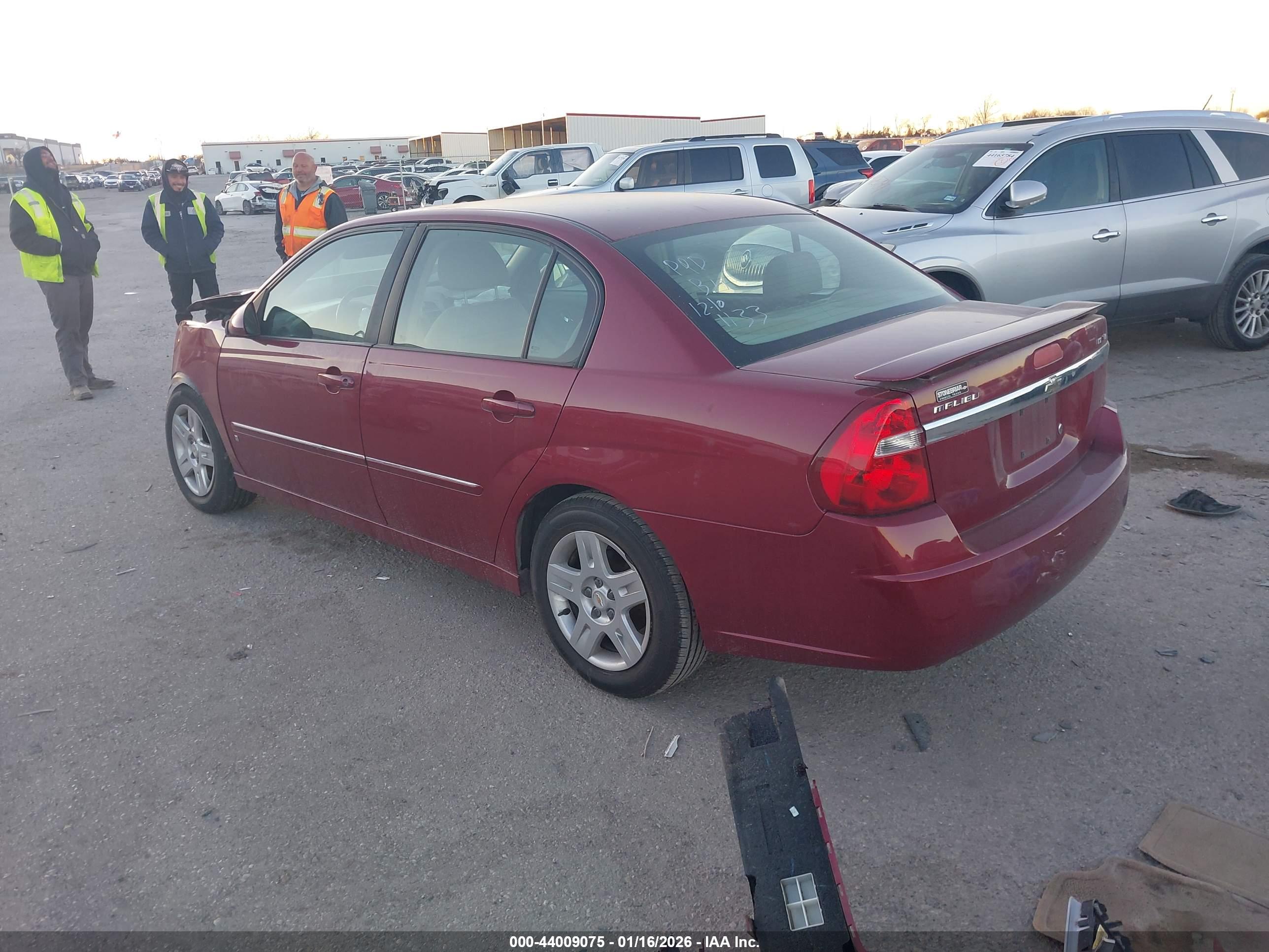 CHEVROLET MALIBU image 3