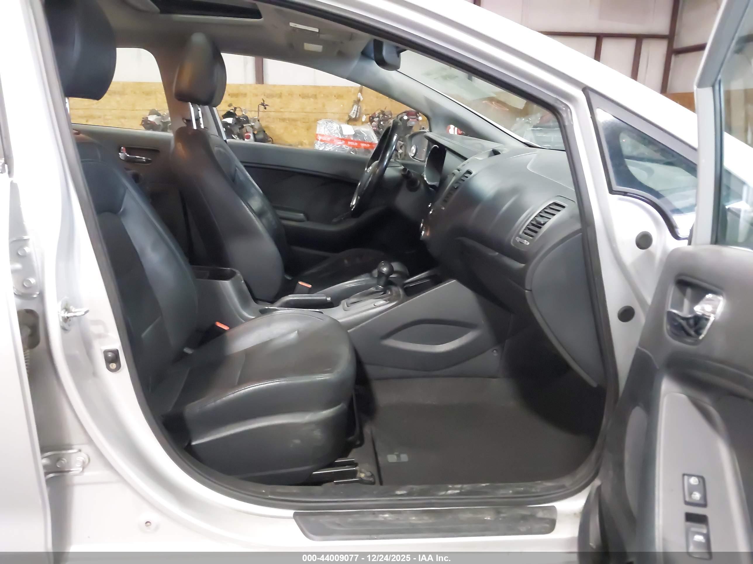 KIA FORTE image 5