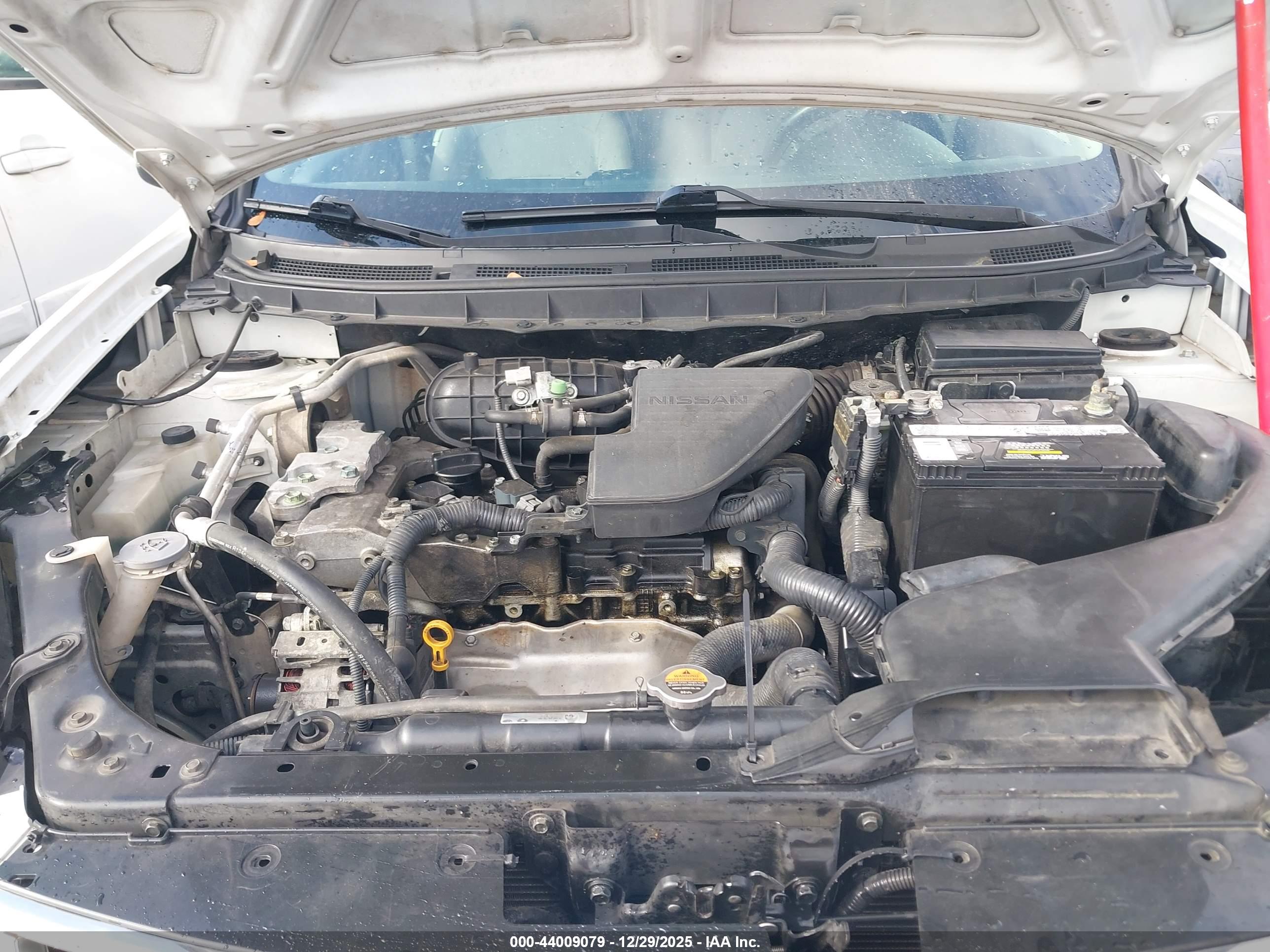 NISSAN ROGUE image 10