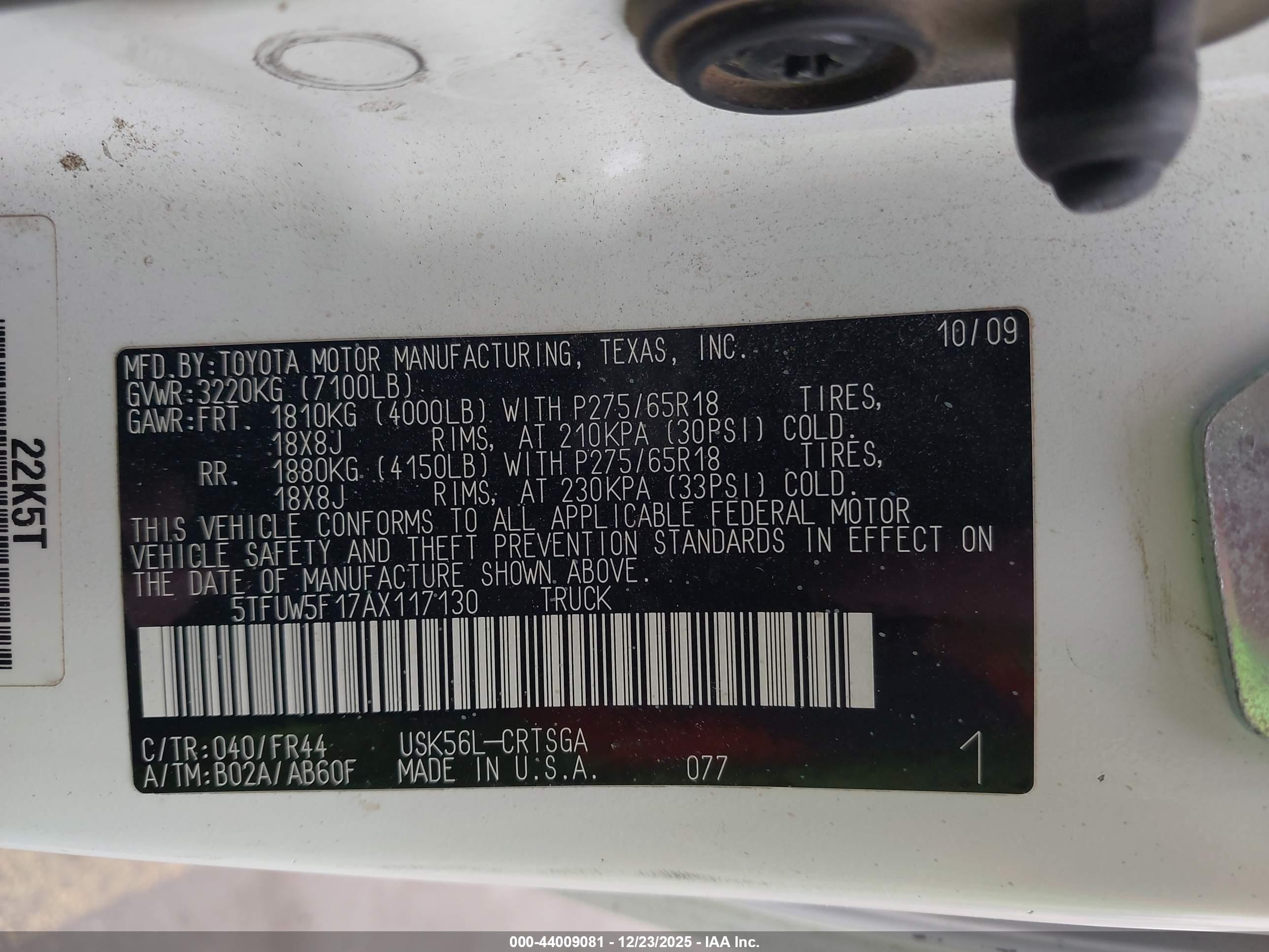 TOYOTA TUNDRA image 9