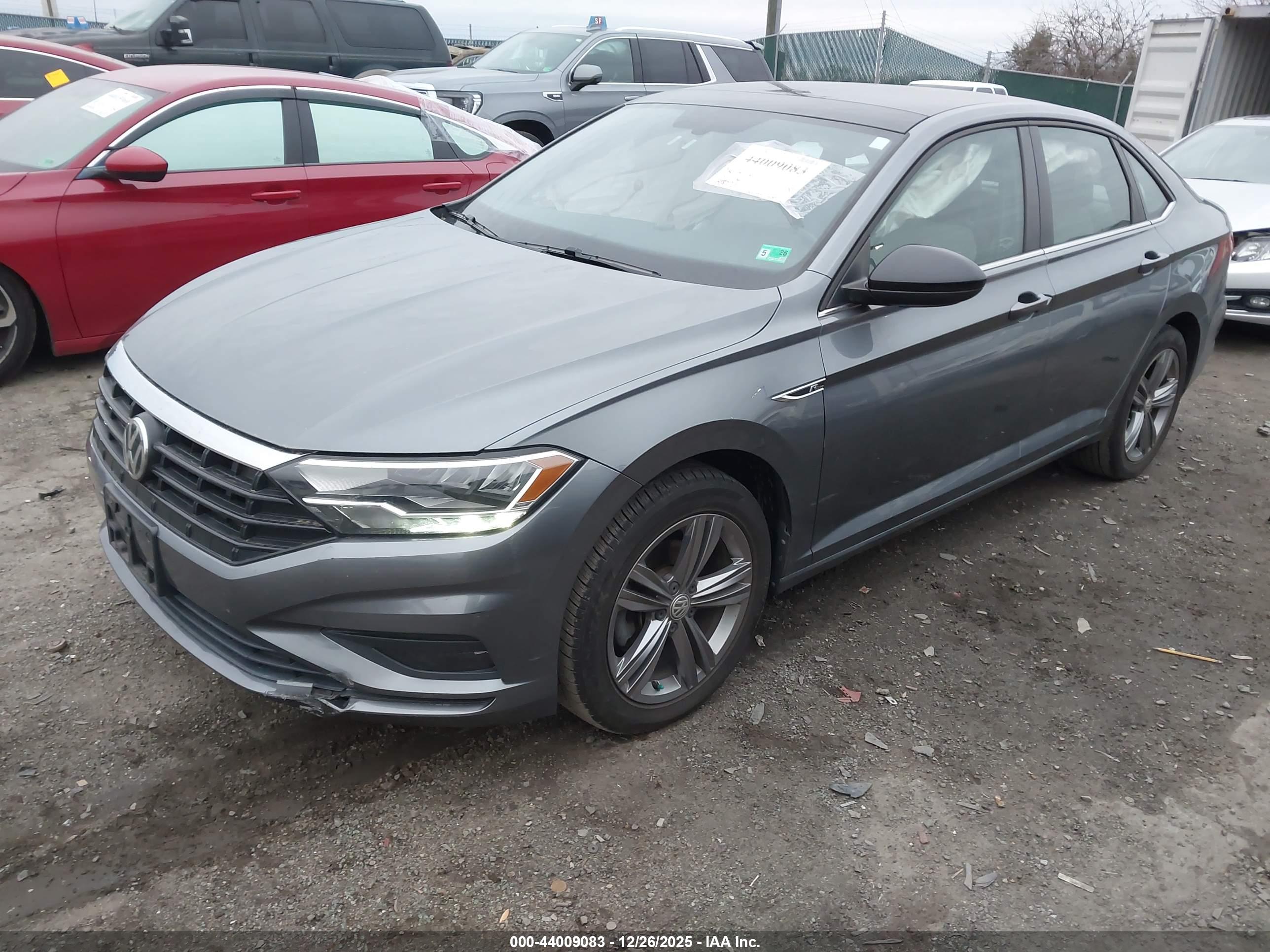 VOLKSWAGEN JETTA image 2