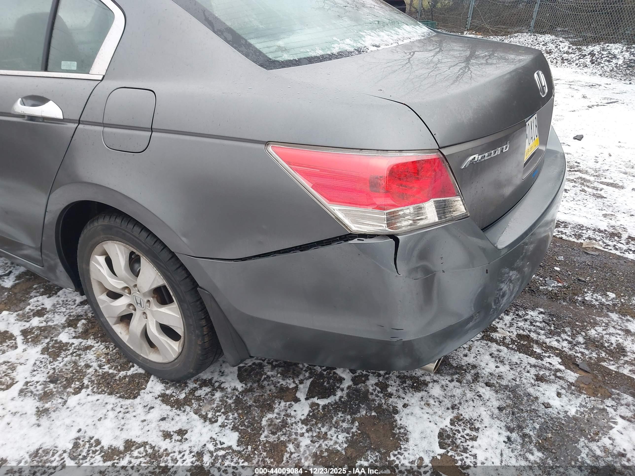 HONDA ACCORD image 6
