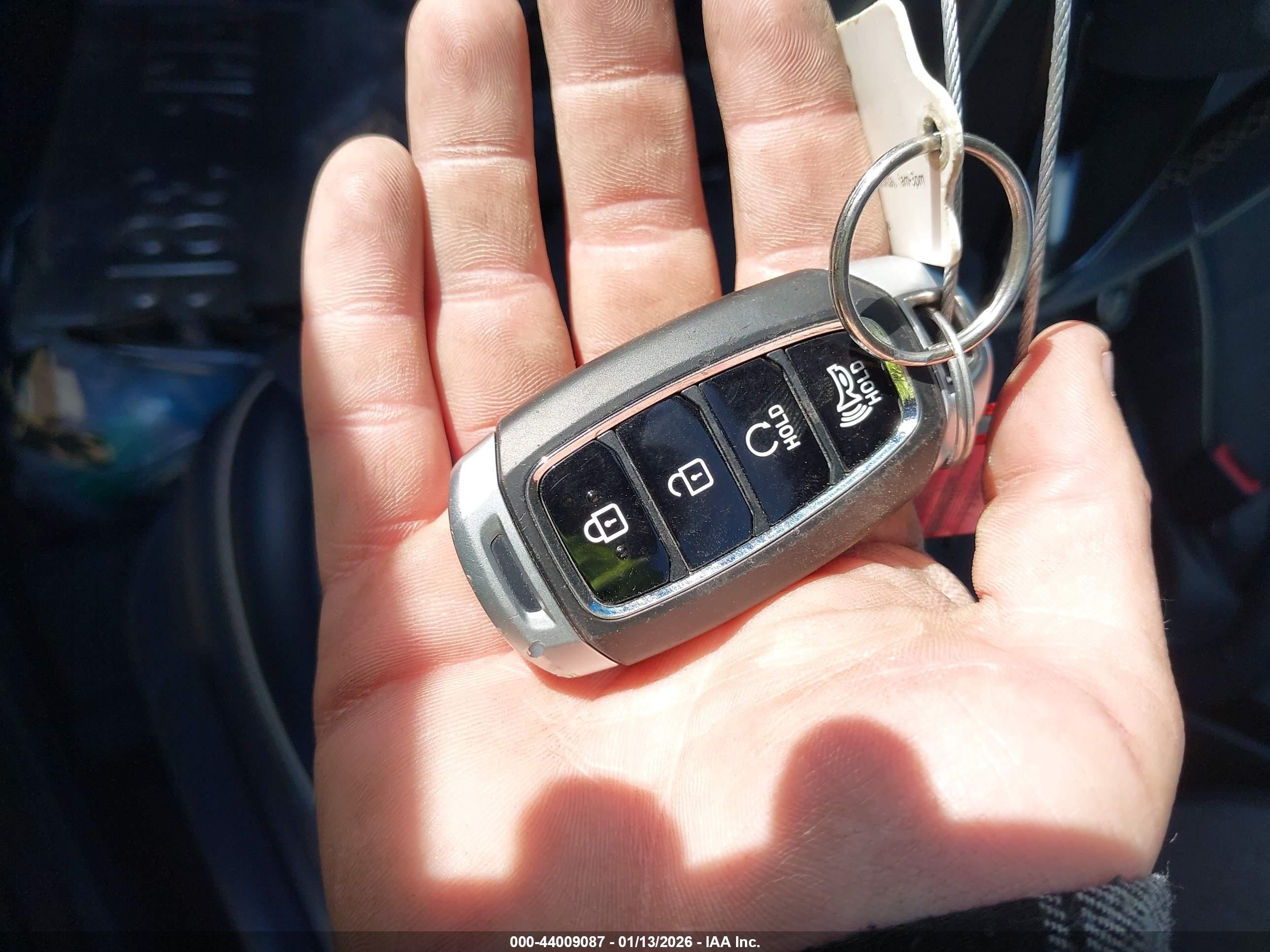 HYUNDAI VENUE image 11