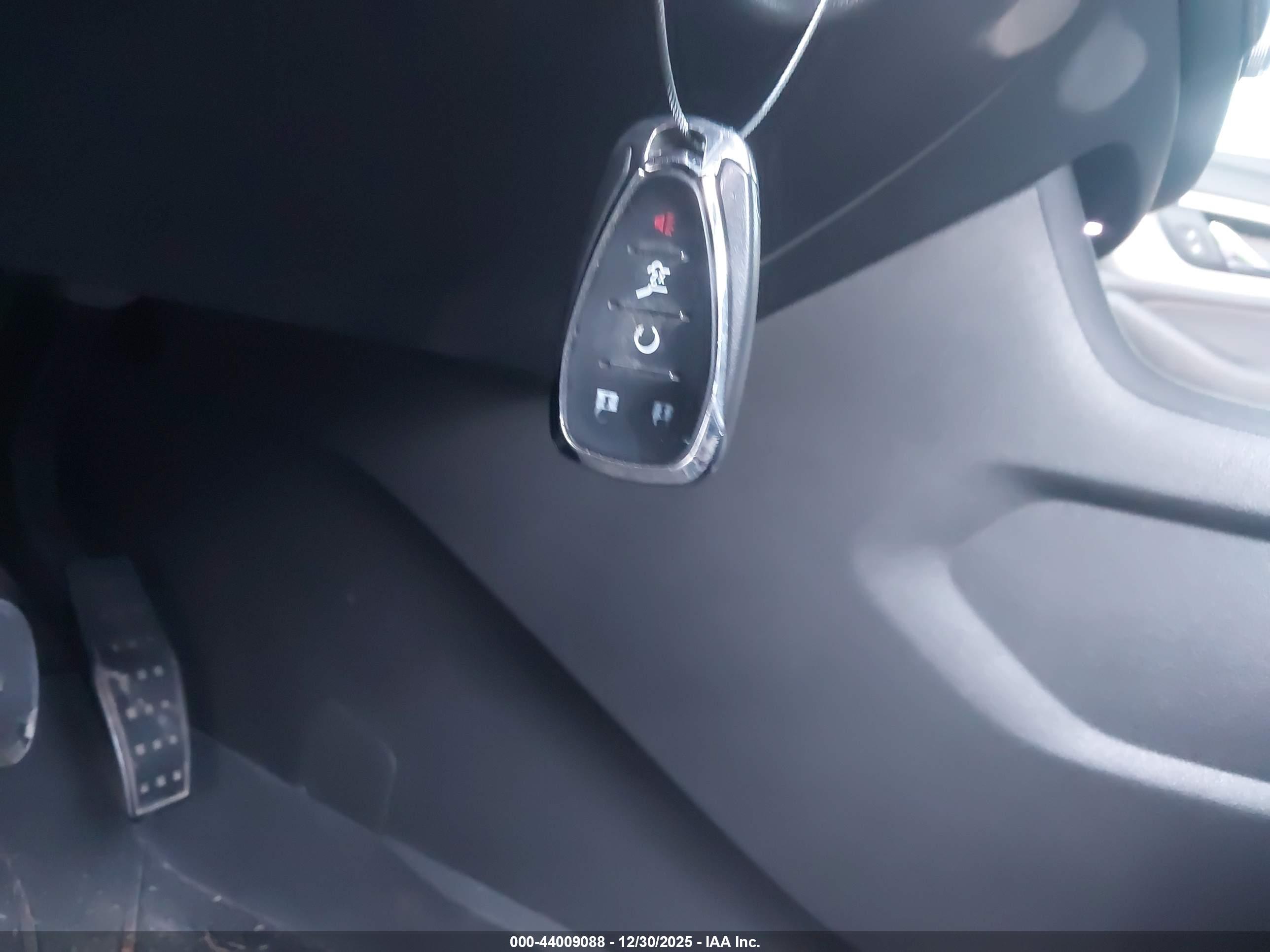 CHEVROLET TRAVERSE image 11
