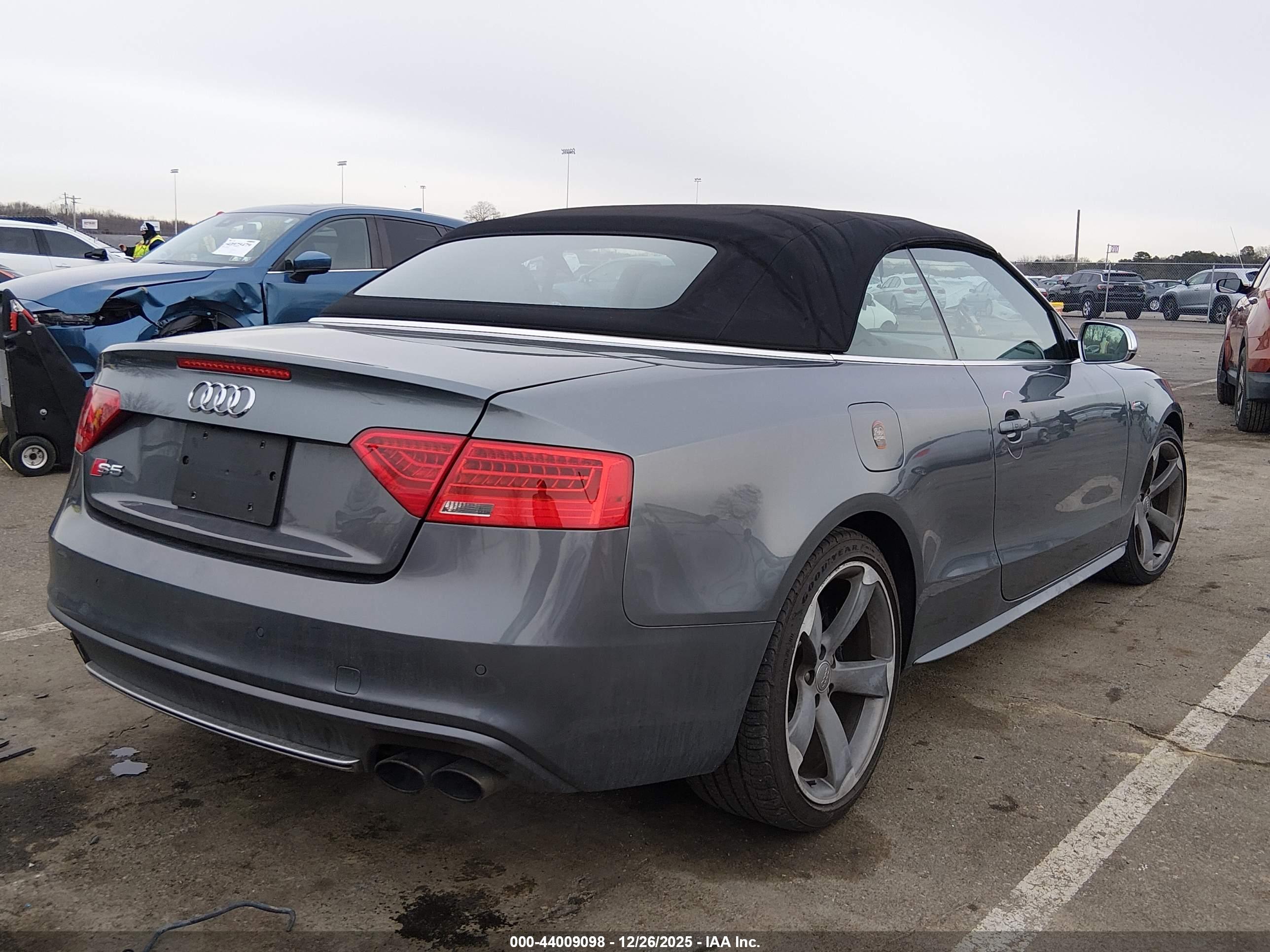 AUDI S5 image 4