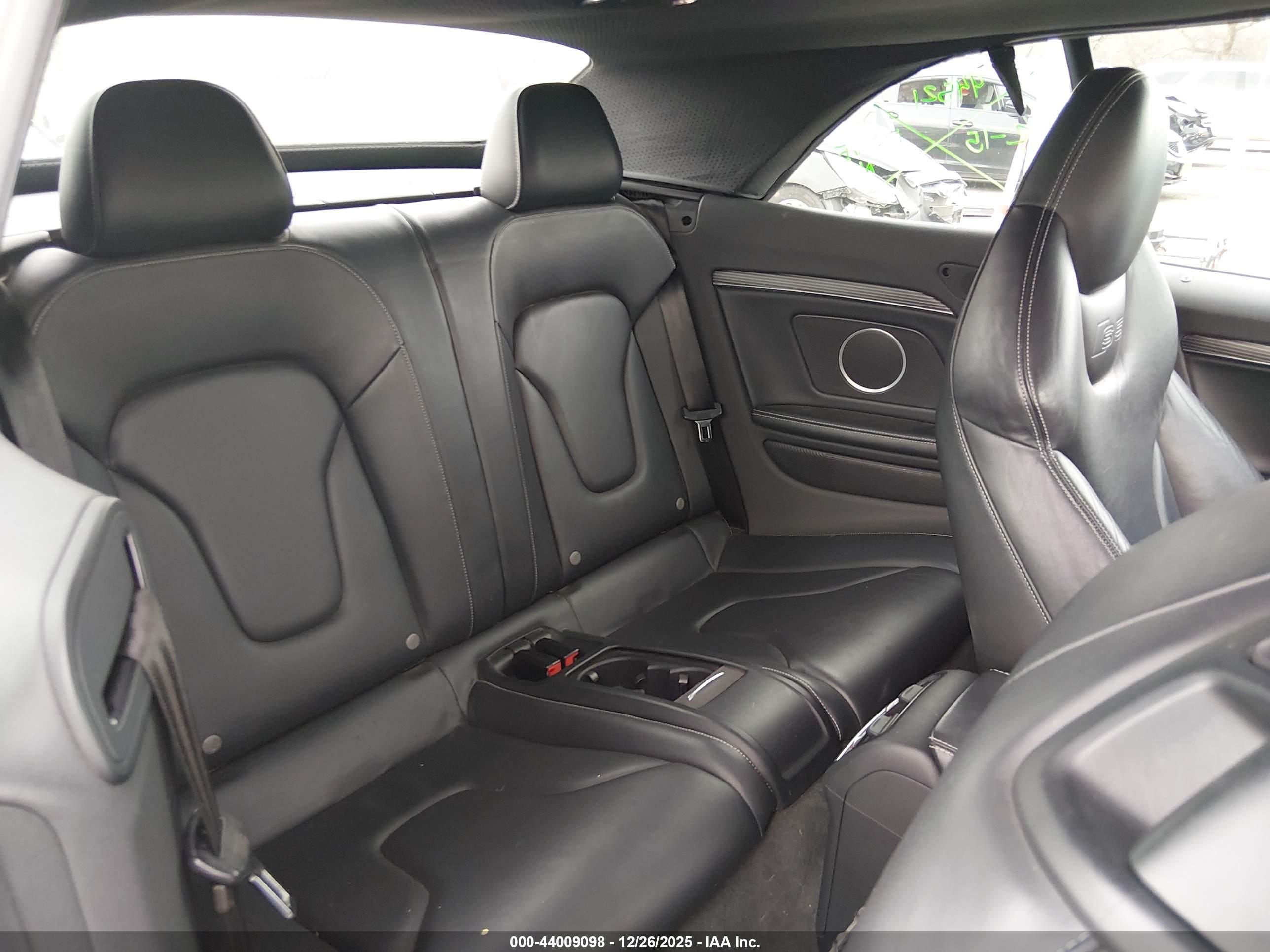 AUDI S5 image 8