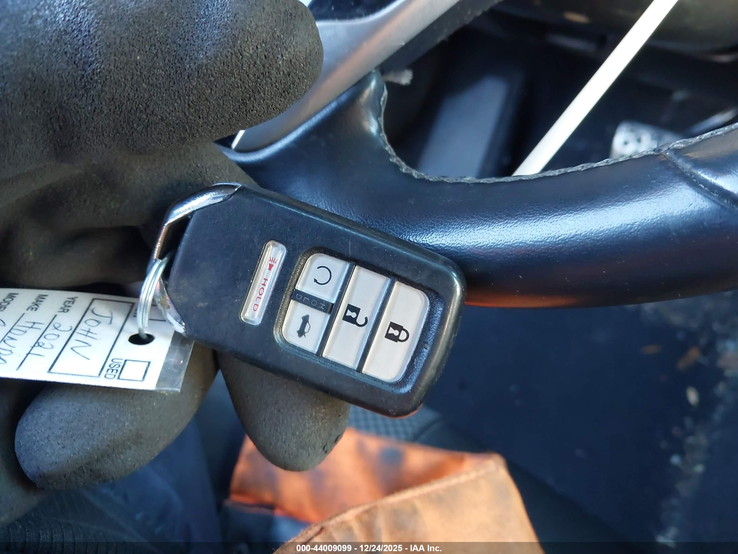 HONDA CIVIC image 11