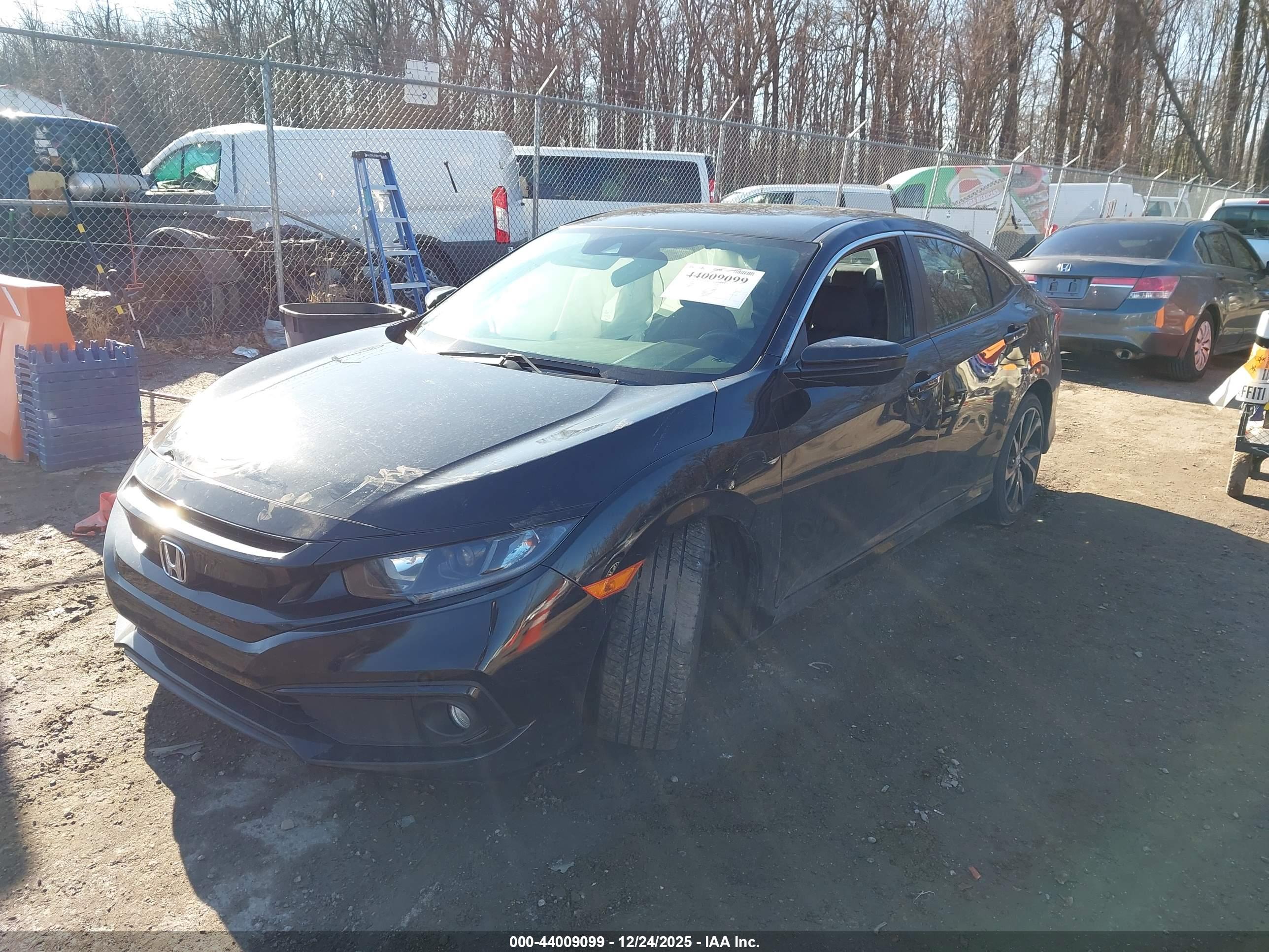 HONDA CIVIC image 2