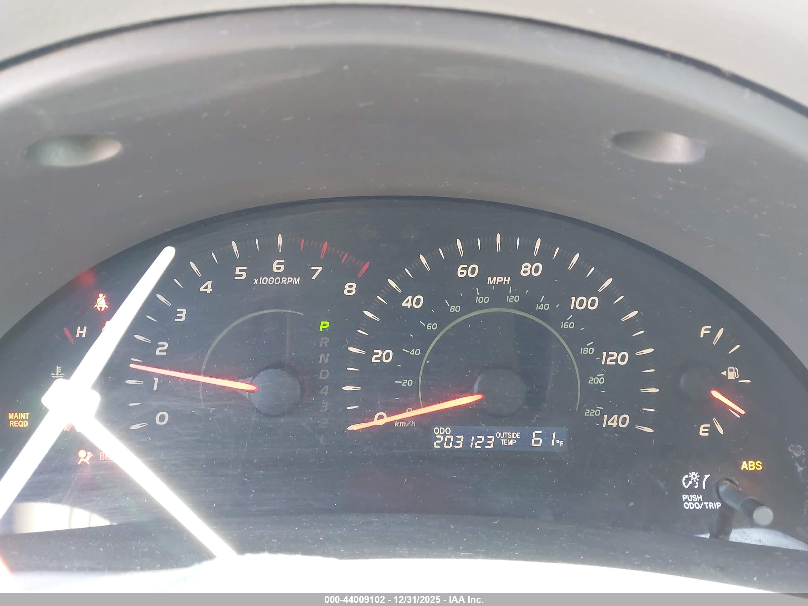 TOYOTA CAMRY image 7