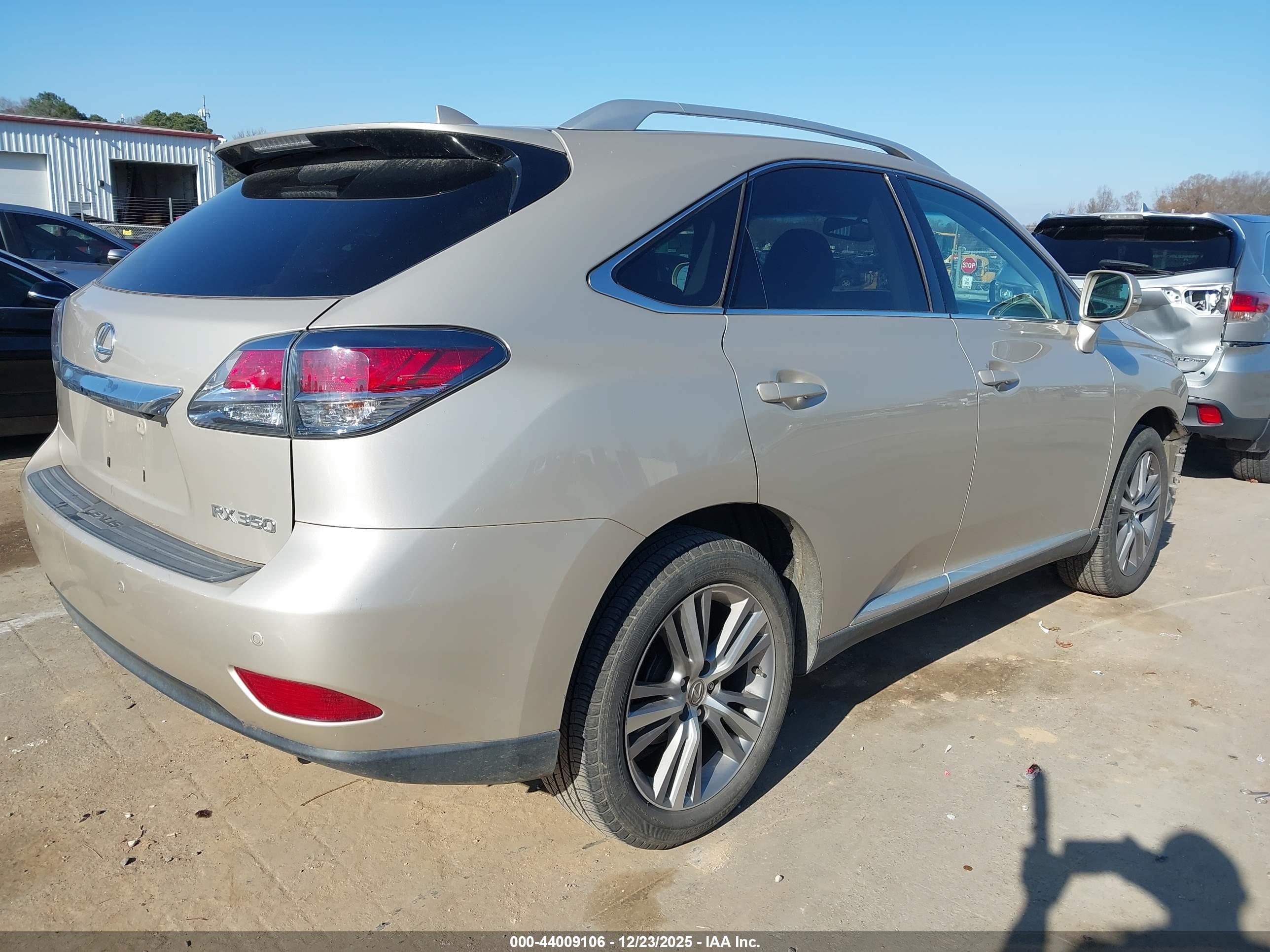 LEXUS RX image 4