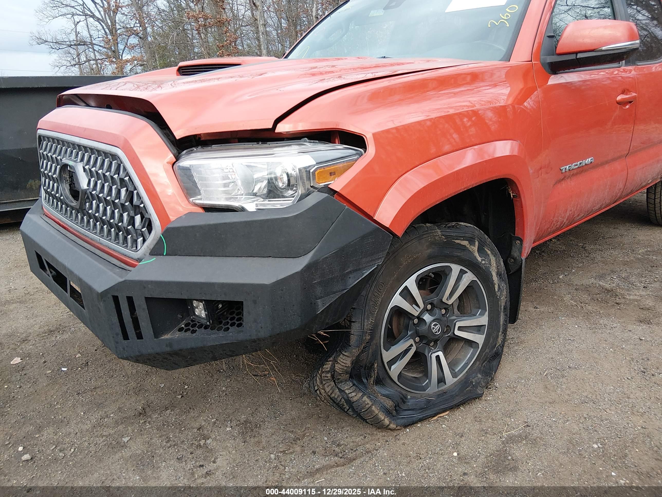 TOYOTA TACOMA image 6