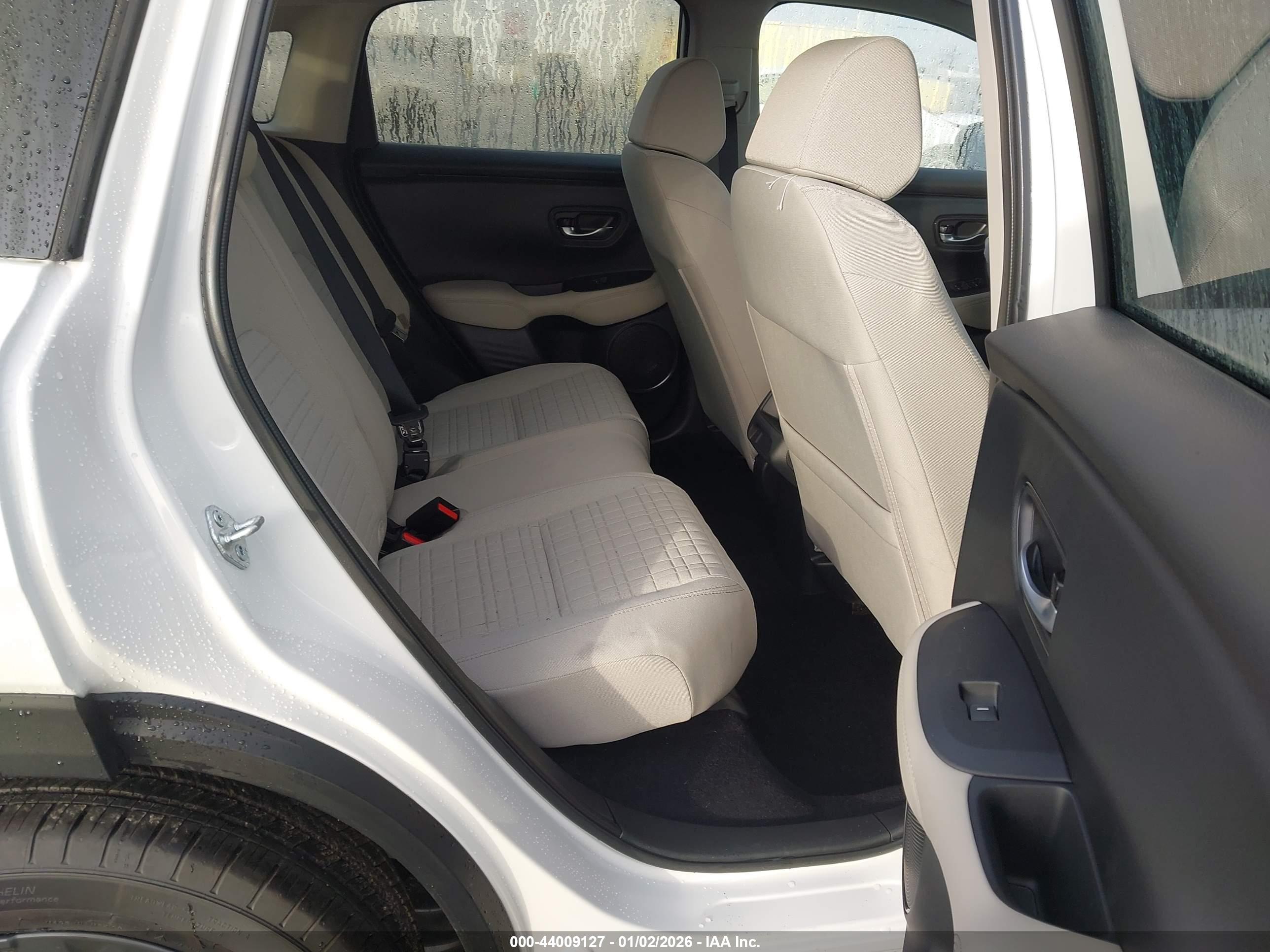 HONDA HR-V image 8
