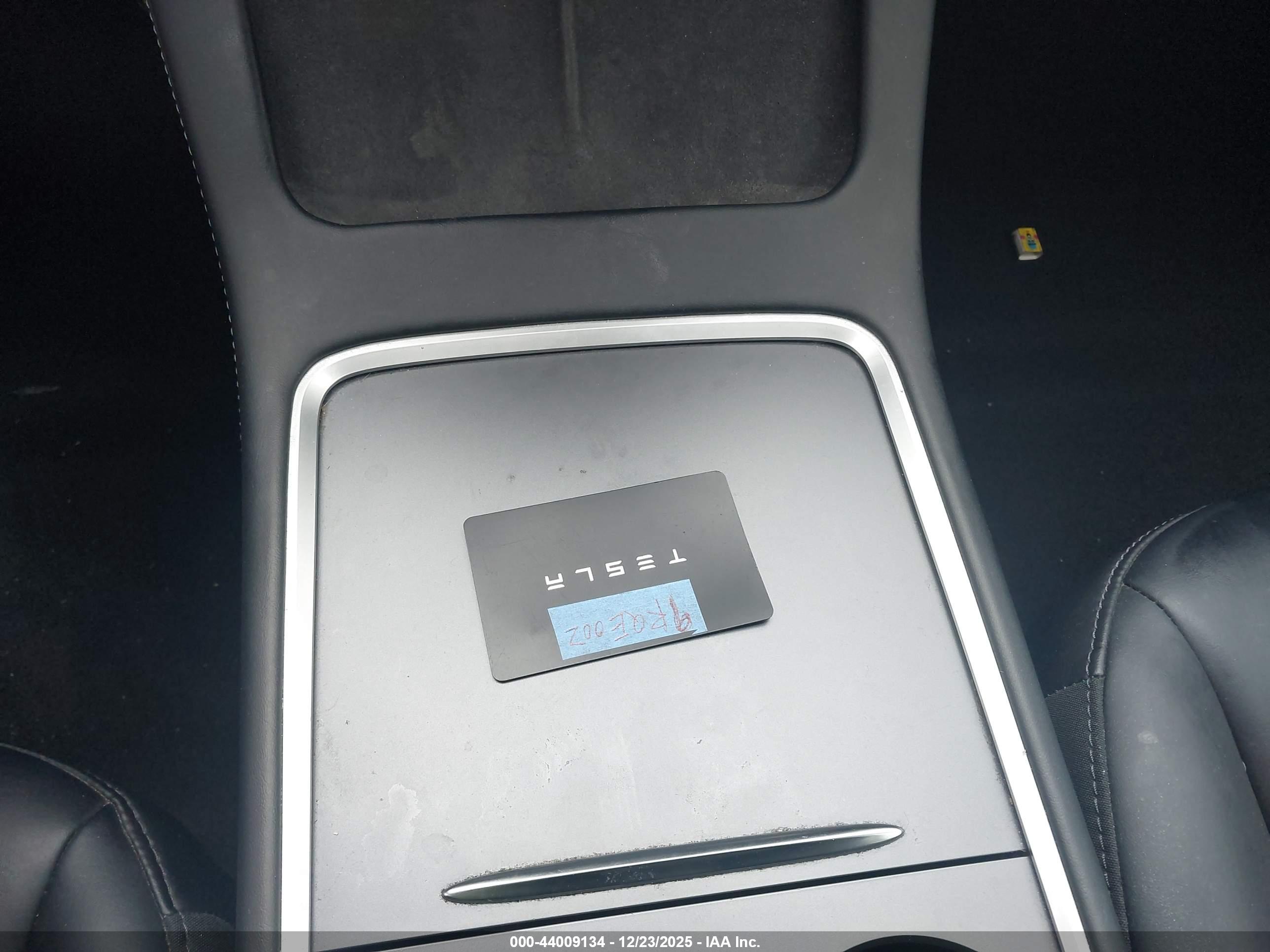TESLA MODEL image 11