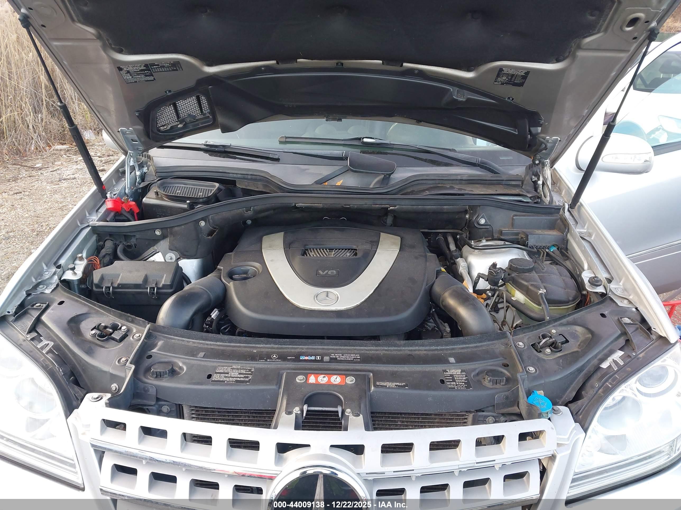 MERCEDES-BENZ ML image 10
