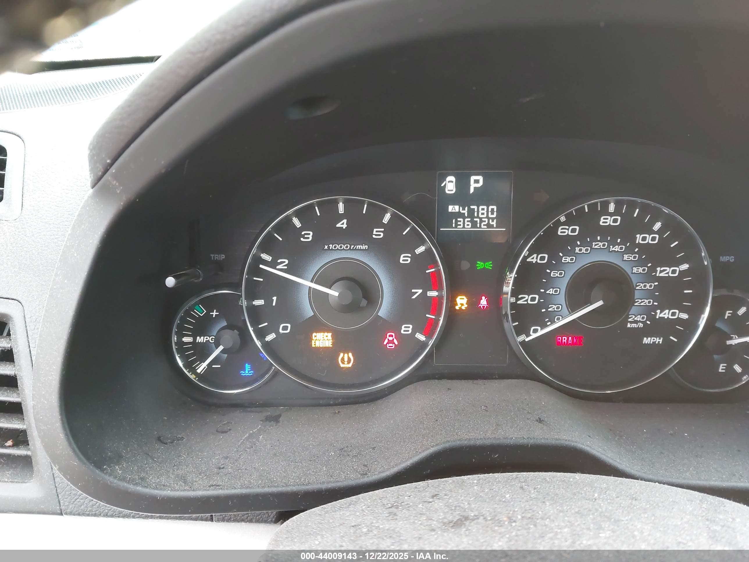 SUBARU OUTBACK image 7