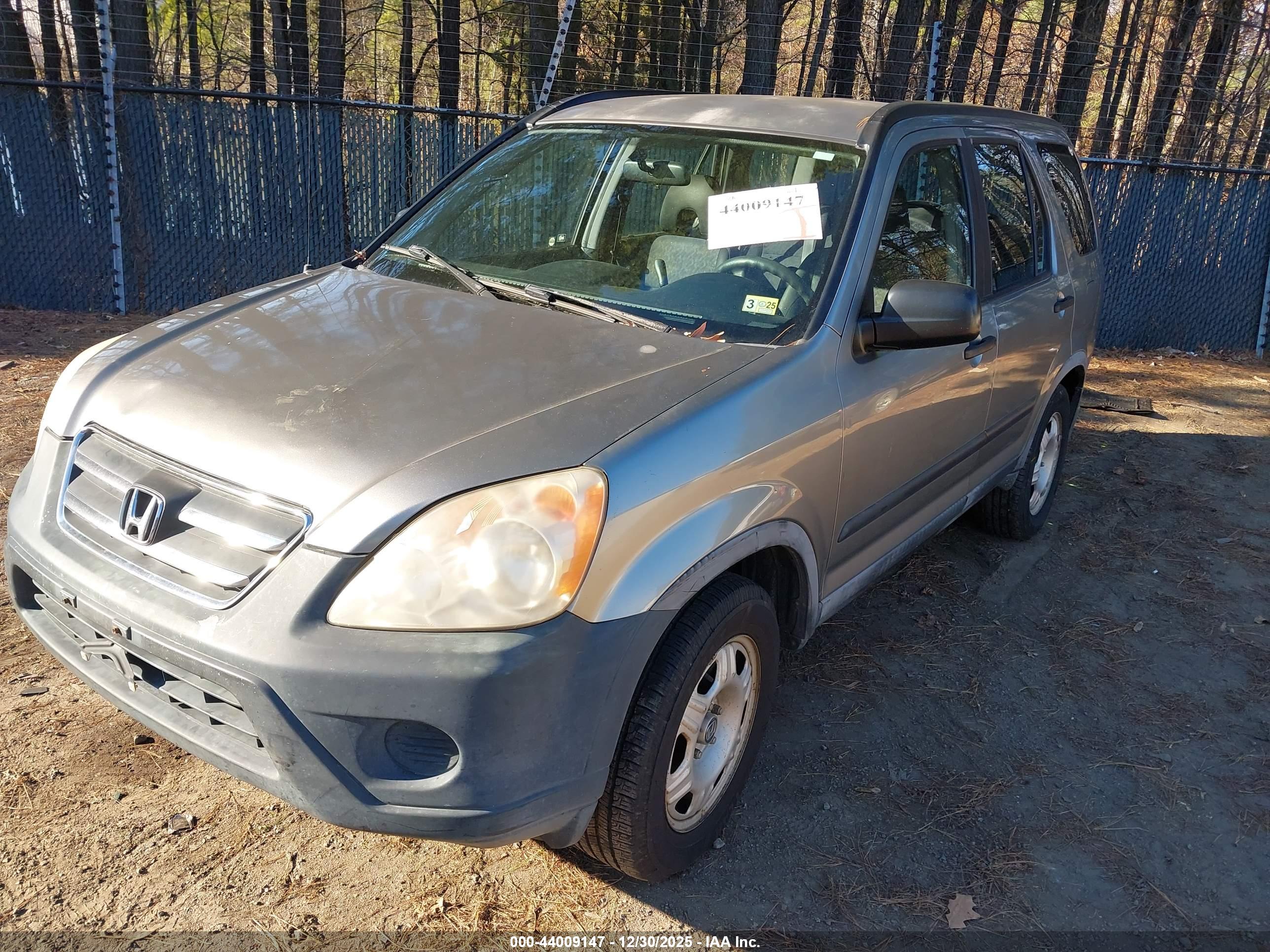 HONDA CR-V image 2