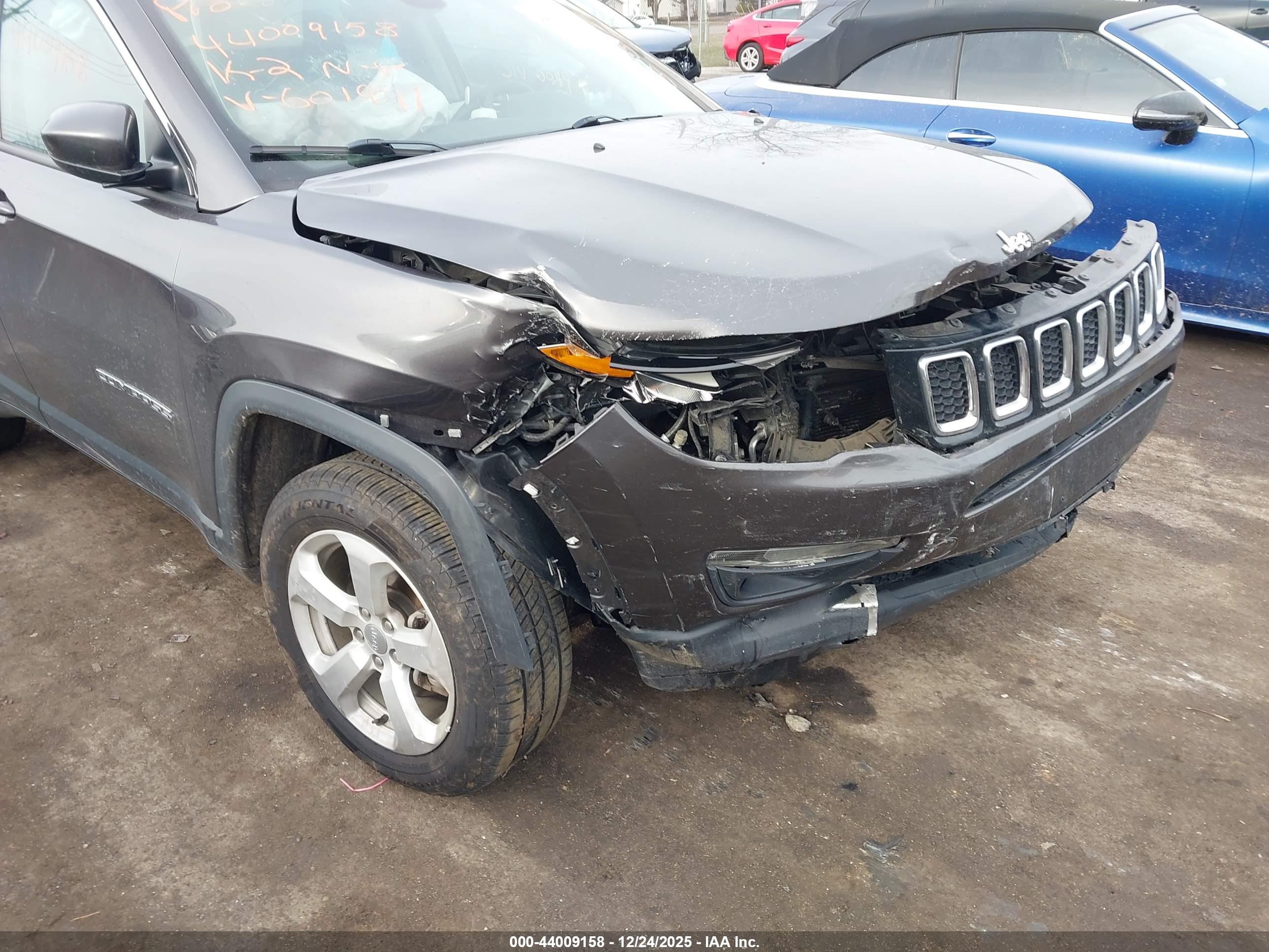 JEEP COMPASS image 6