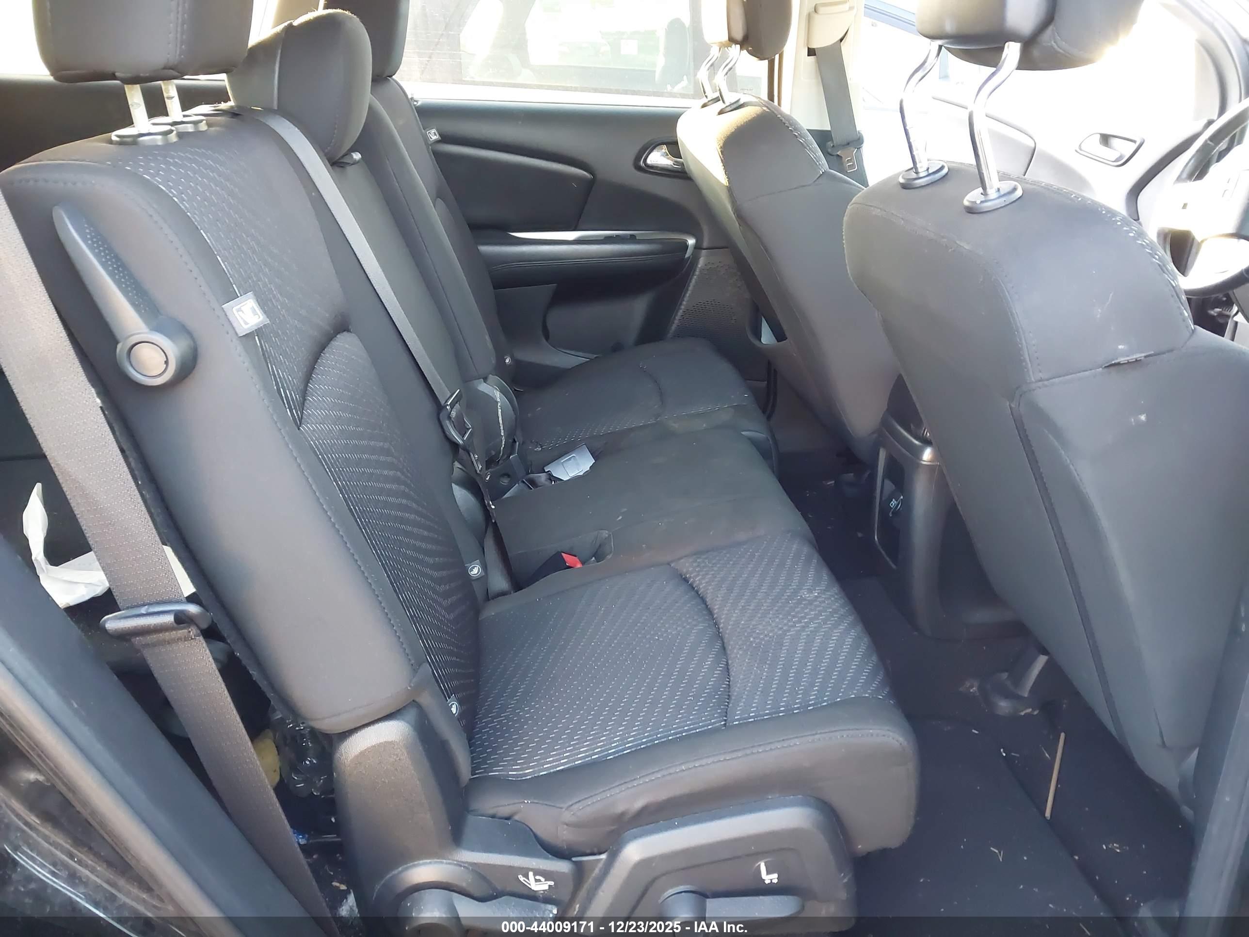 DODGE JOURNEY image 8