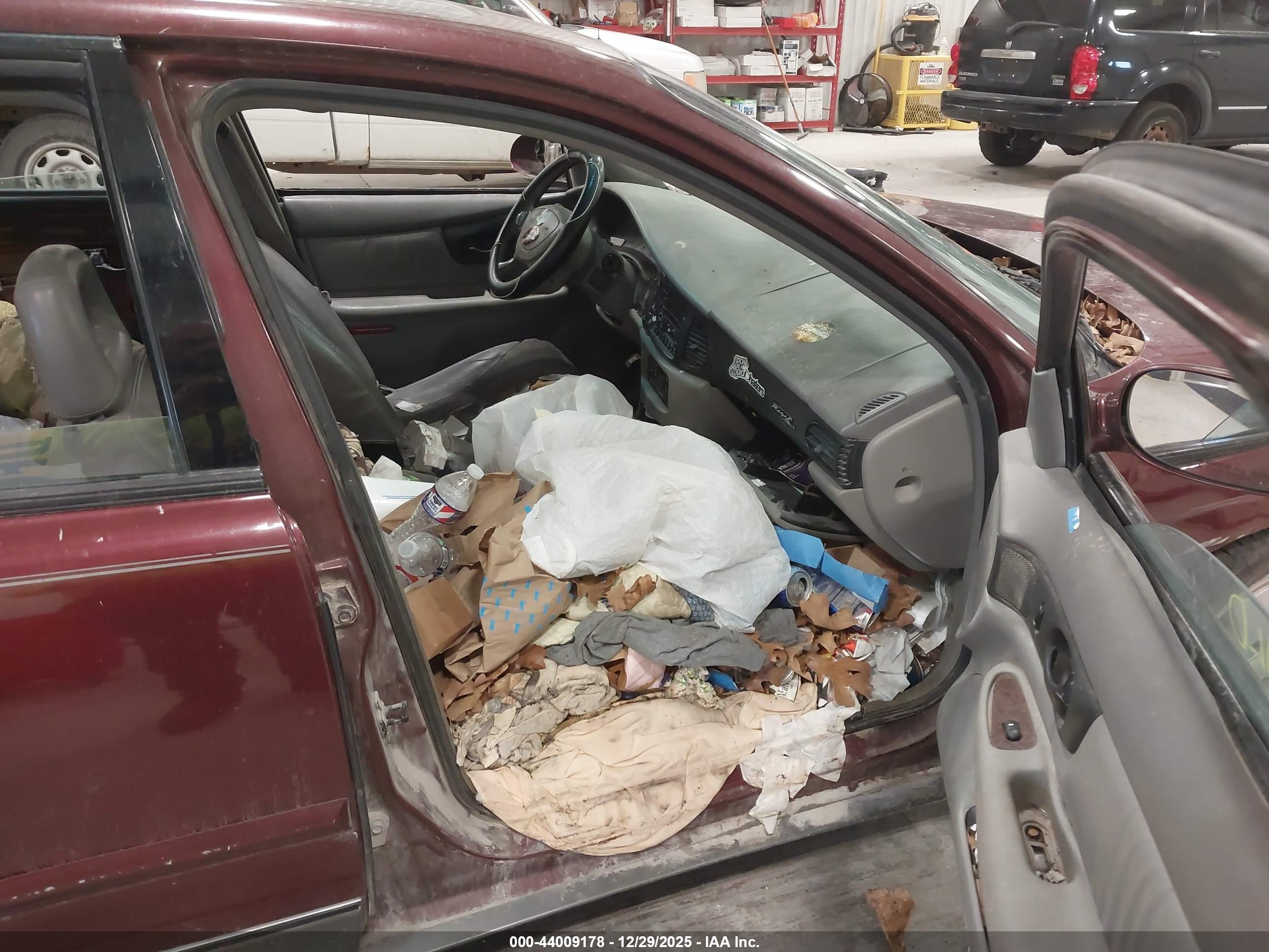 BUICK REGAL image 5