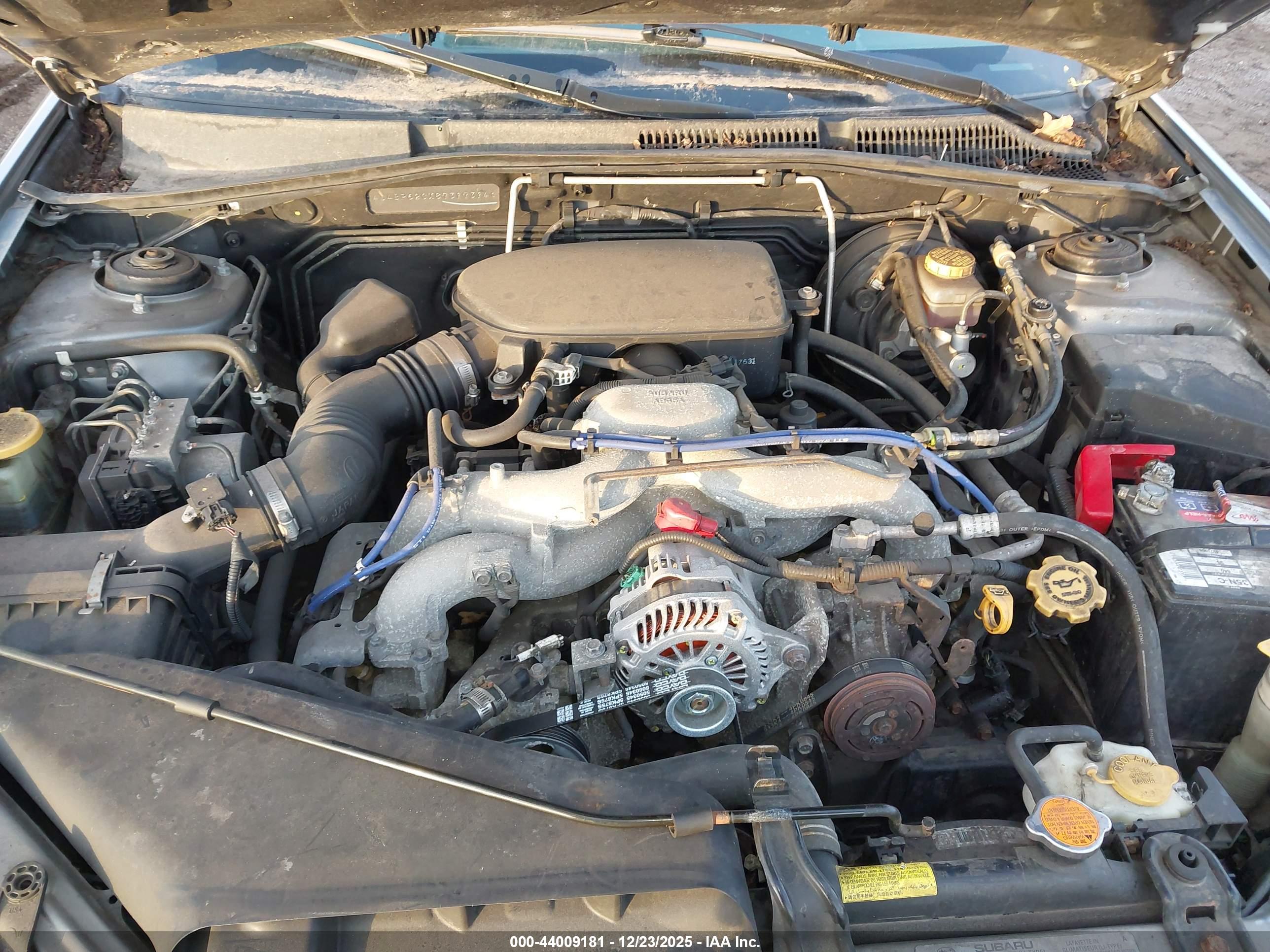 SUBARU OUTBACK image 6