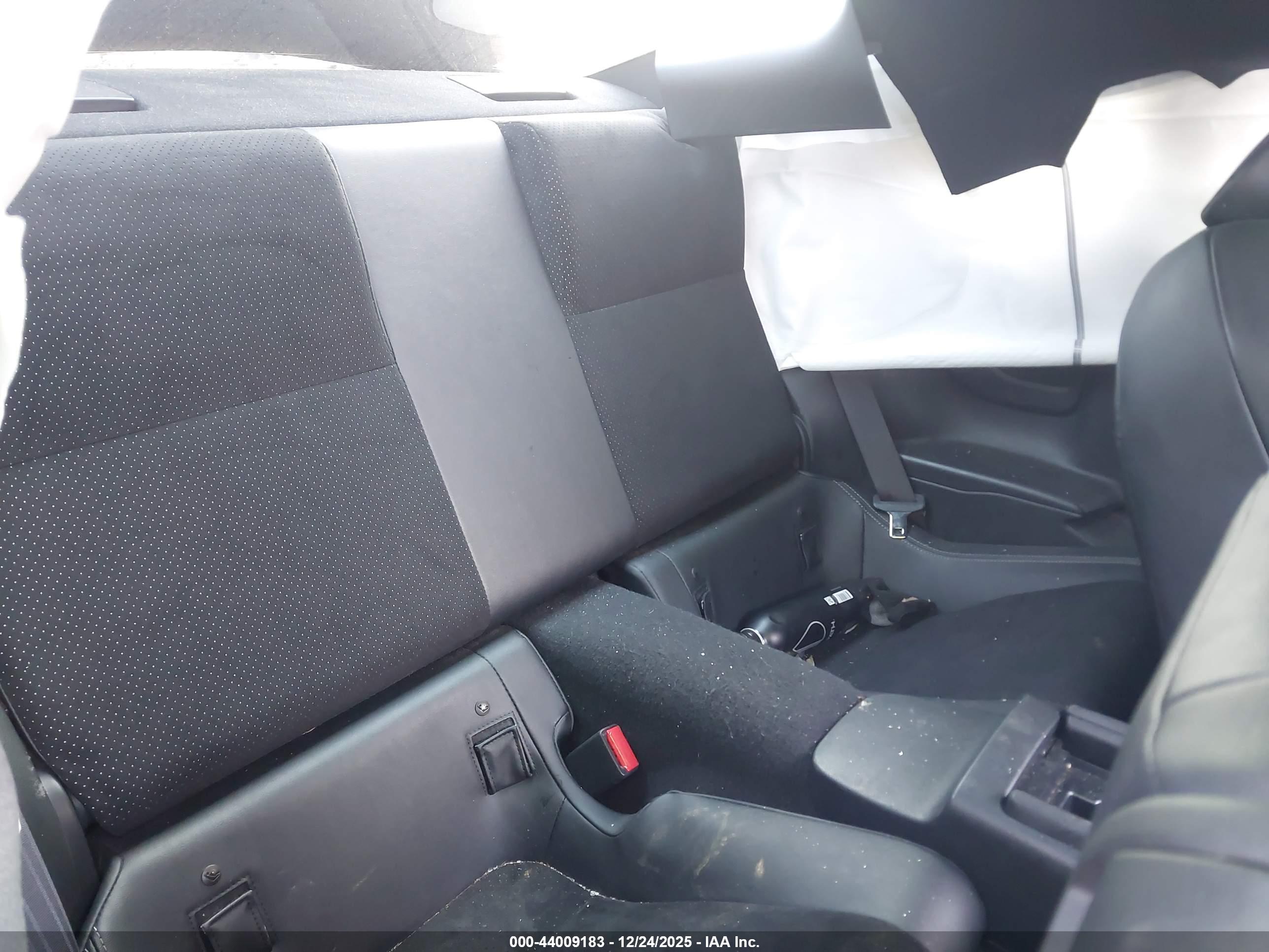 TOYOTA GR86 image 8