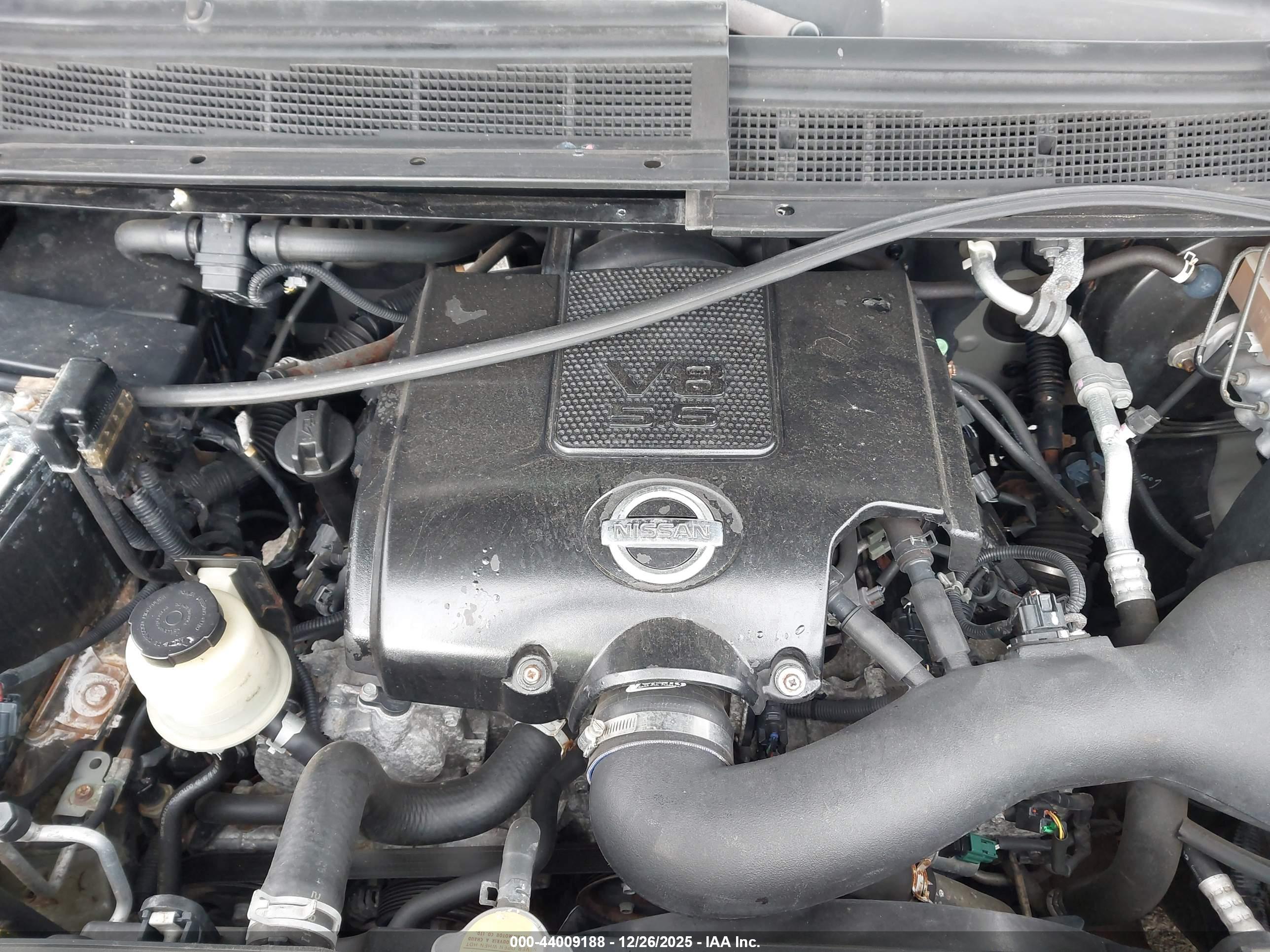 NISSAN TITAN image 10
