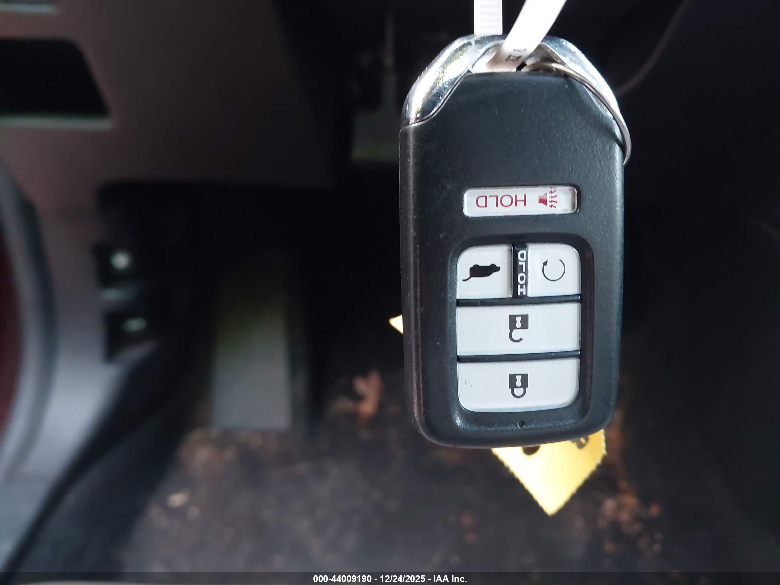 HONDA CR-V image 11