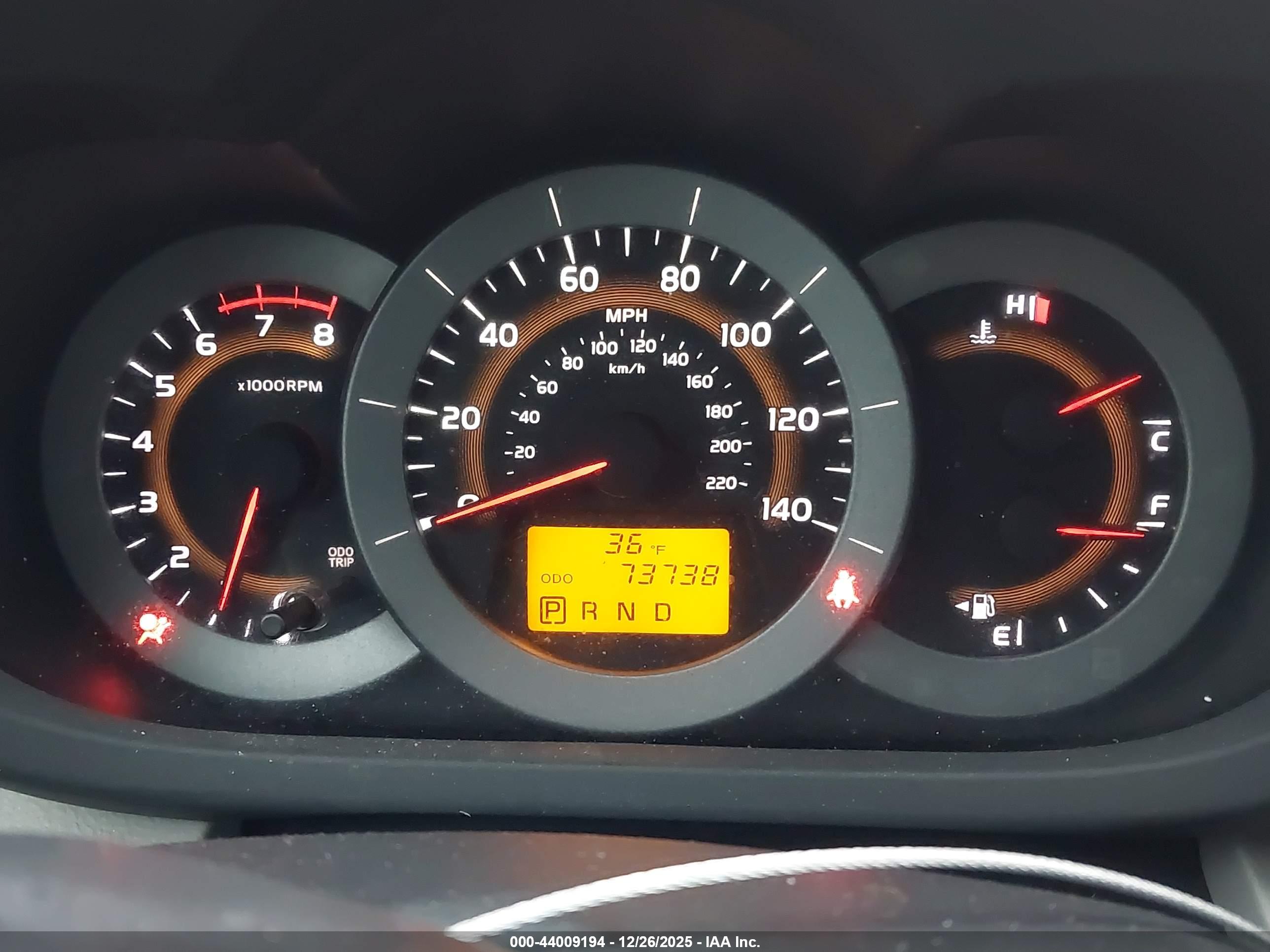 TOYOTA RAV4 image 7