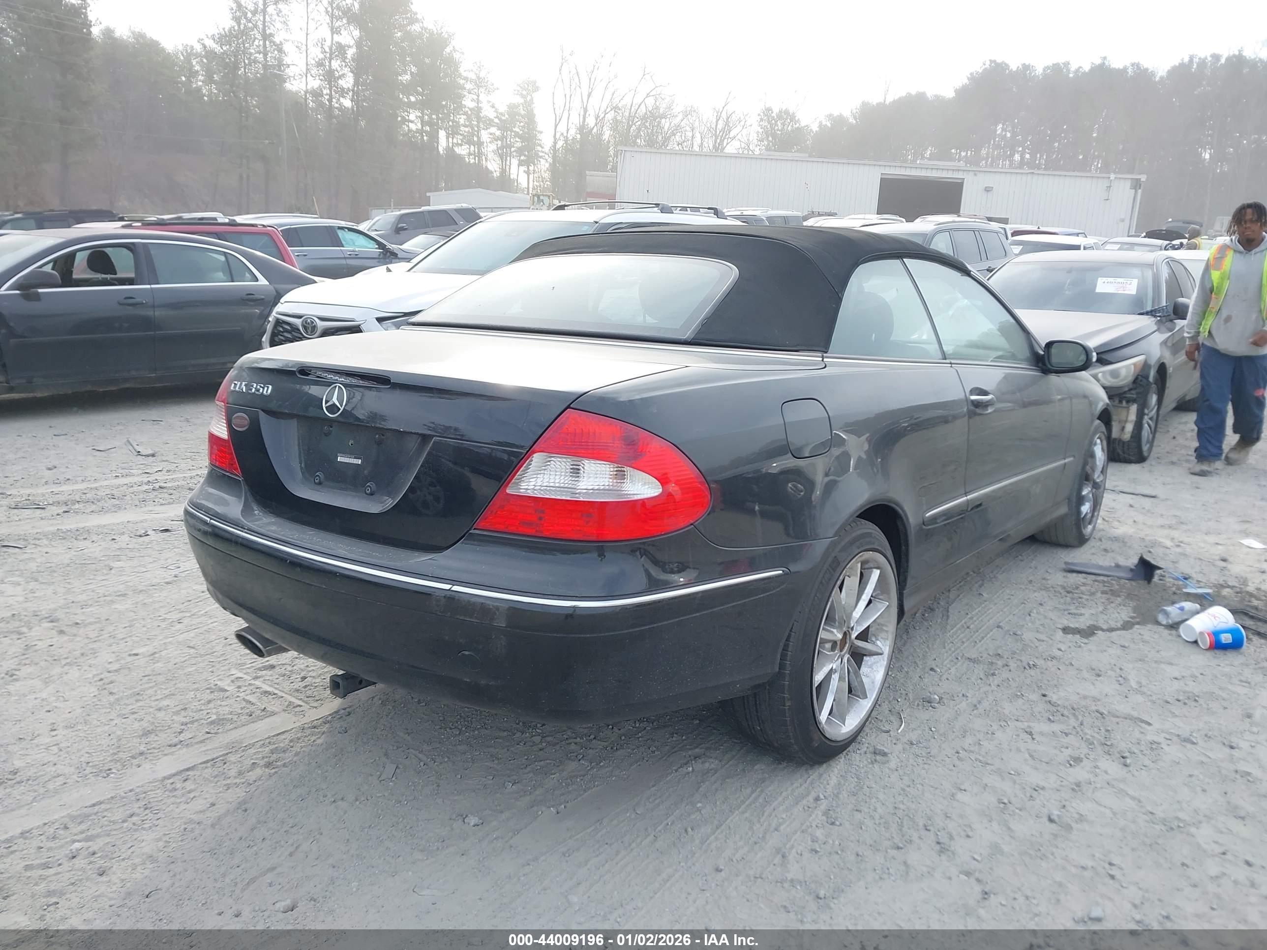 MERCEDES-BENZ CLK image 4