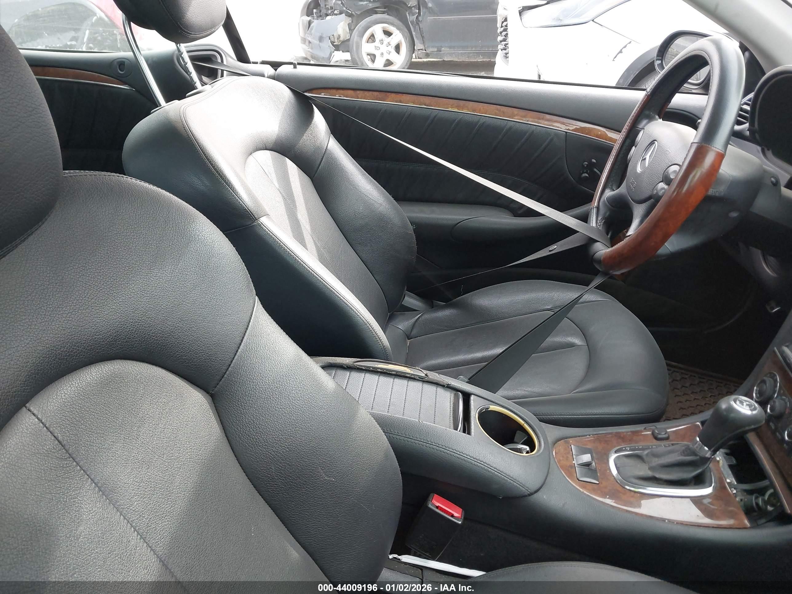 MERCEDES-BENZ CLK image 5