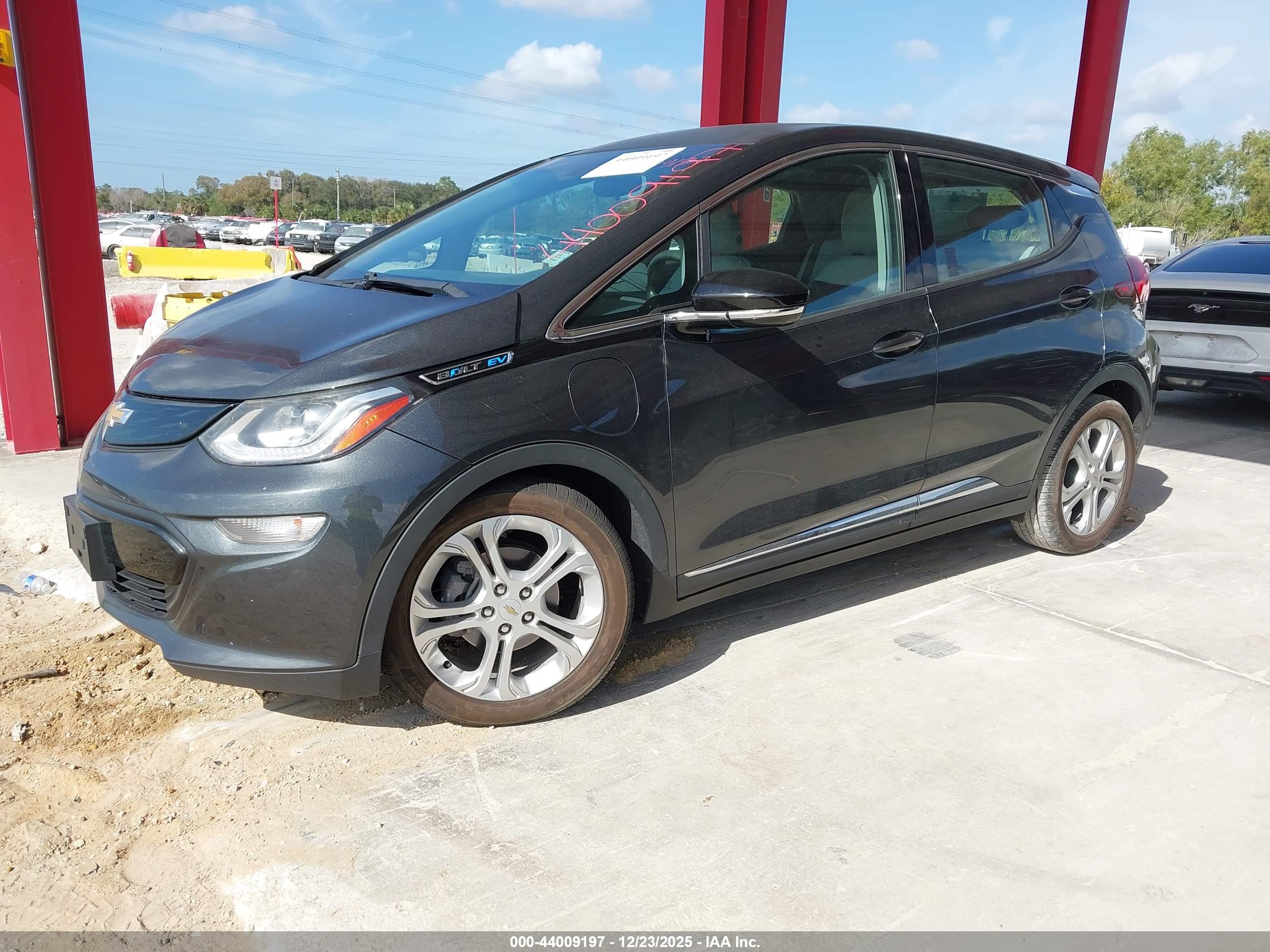 CHEVROLET BOLT image 2