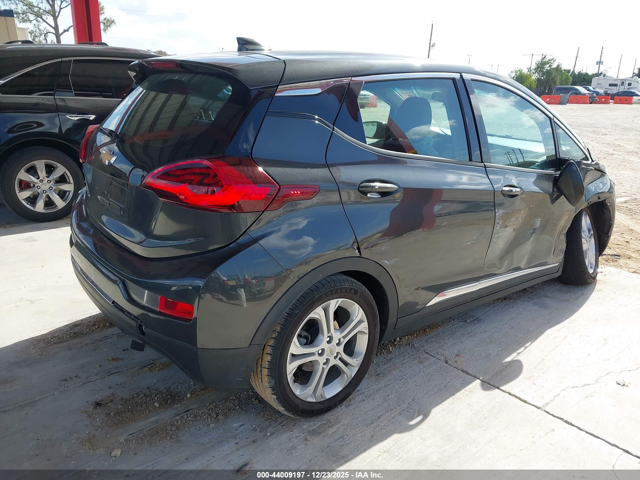 CHEVROLET BOLT image 4
