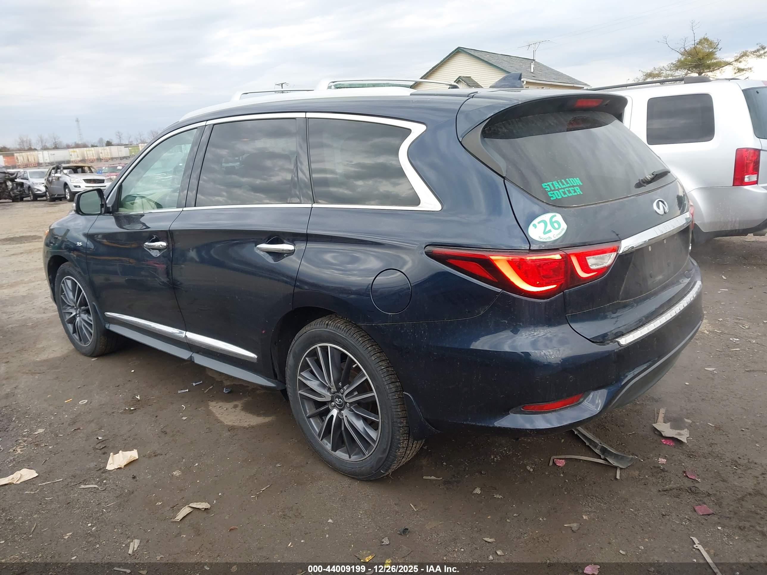INFINITI QX60 image 3