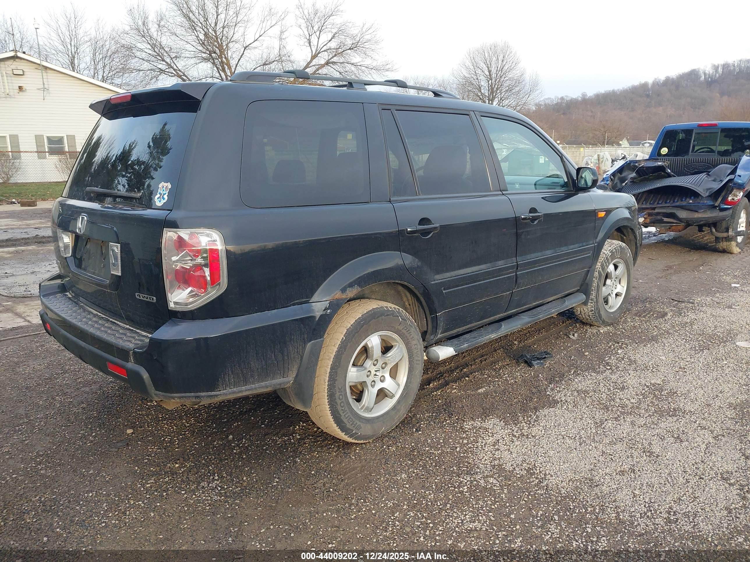HONDA PILOT image 4
