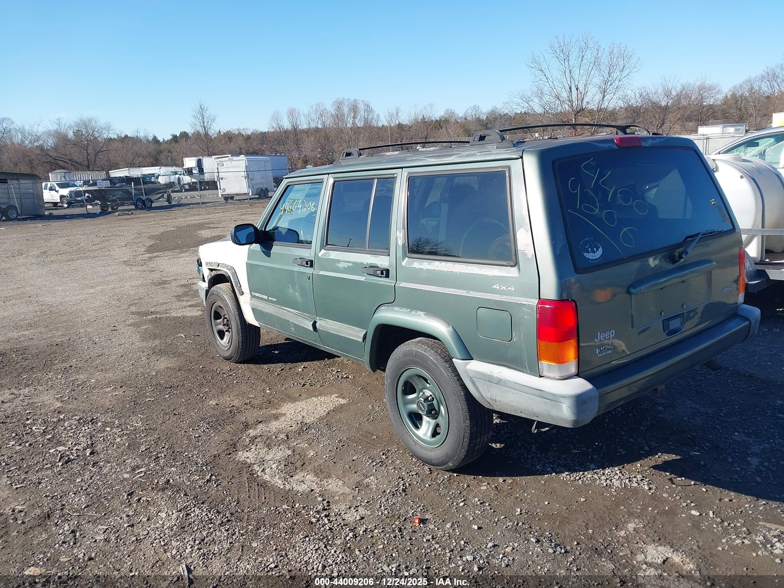 JEEP CHEROKEE image 3