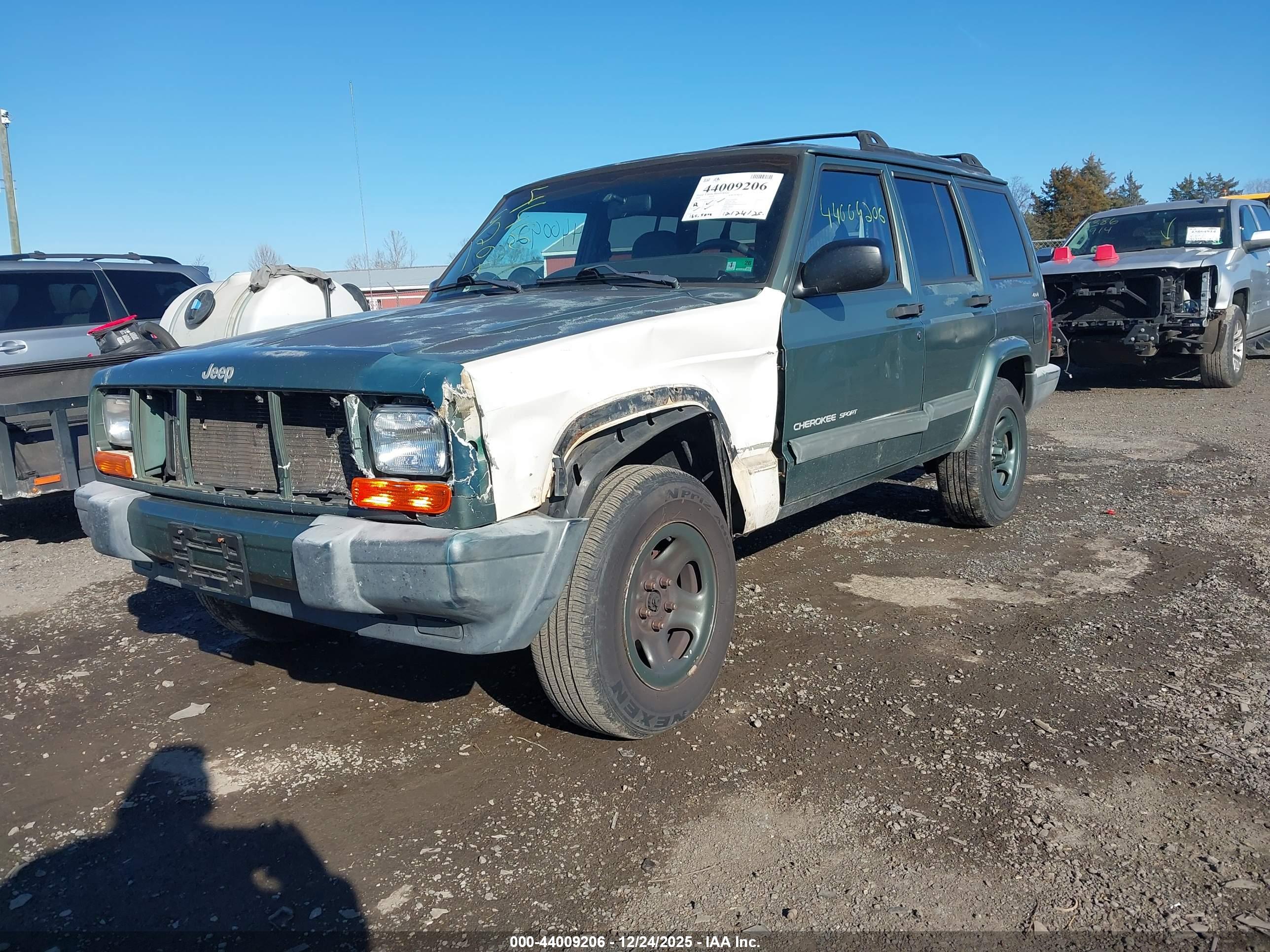 JEEP CHEROKEE image 6