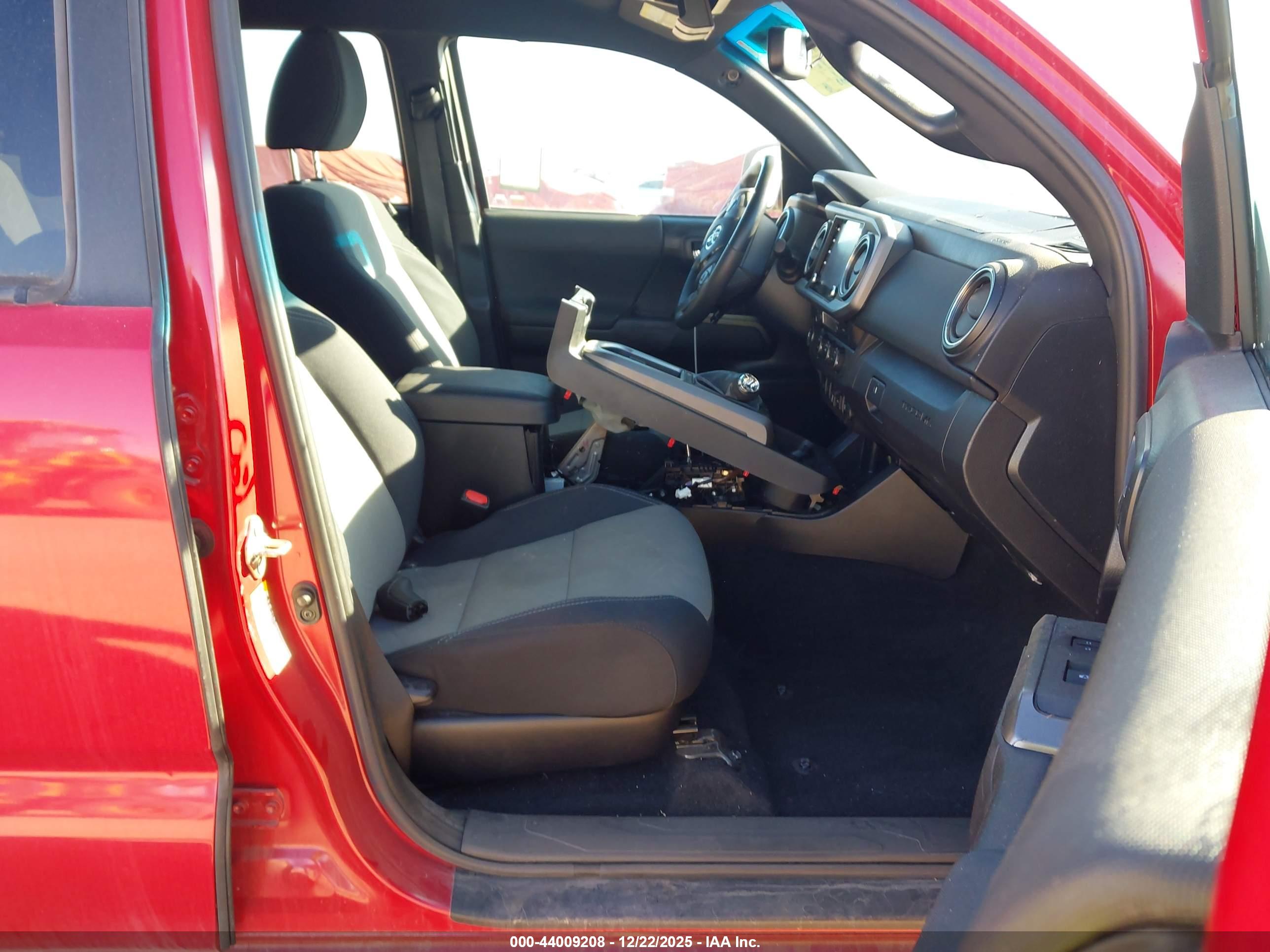 TOYOTA TACOMA image 5