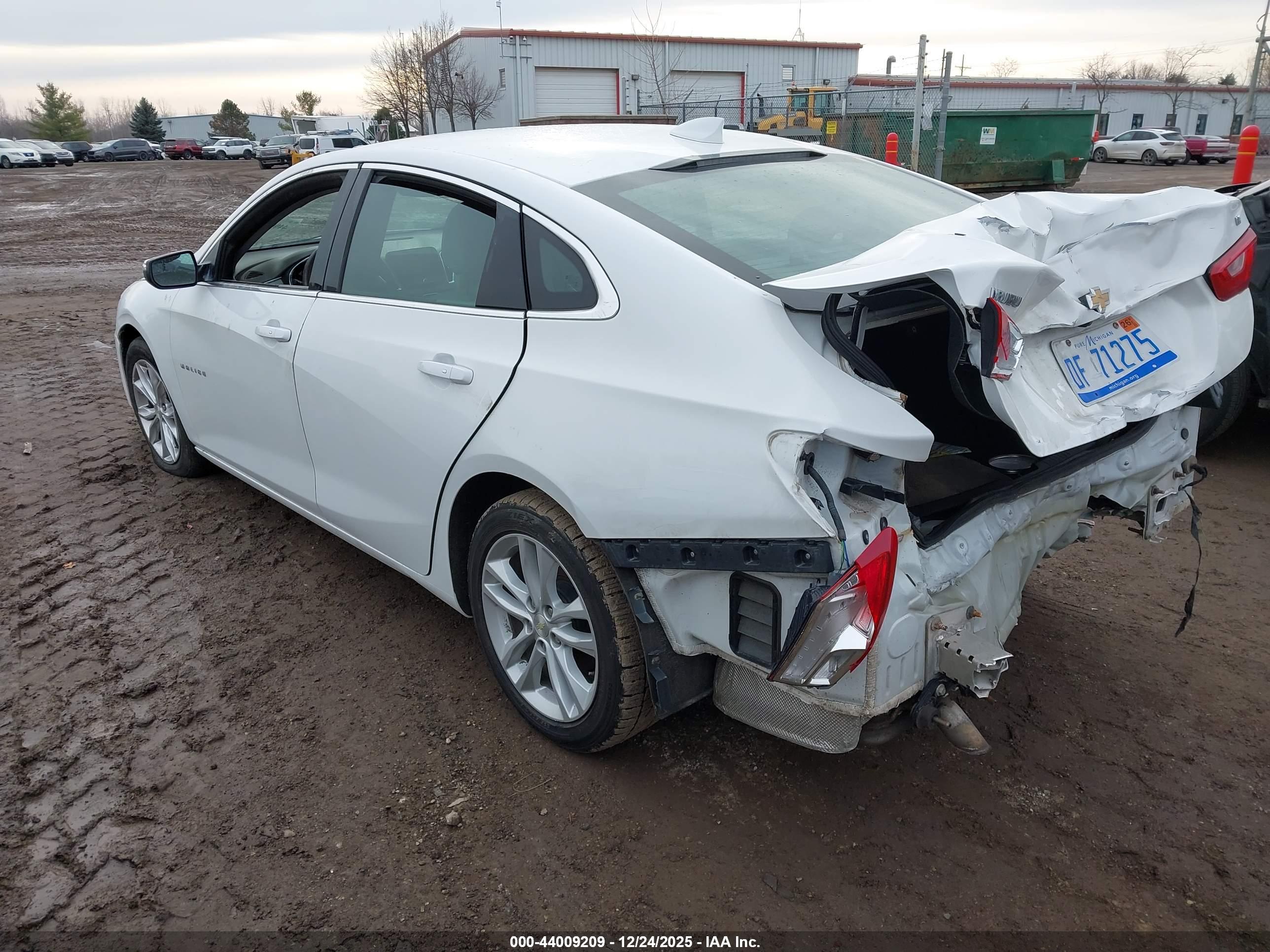 CHEVROLET MALIBU image 3