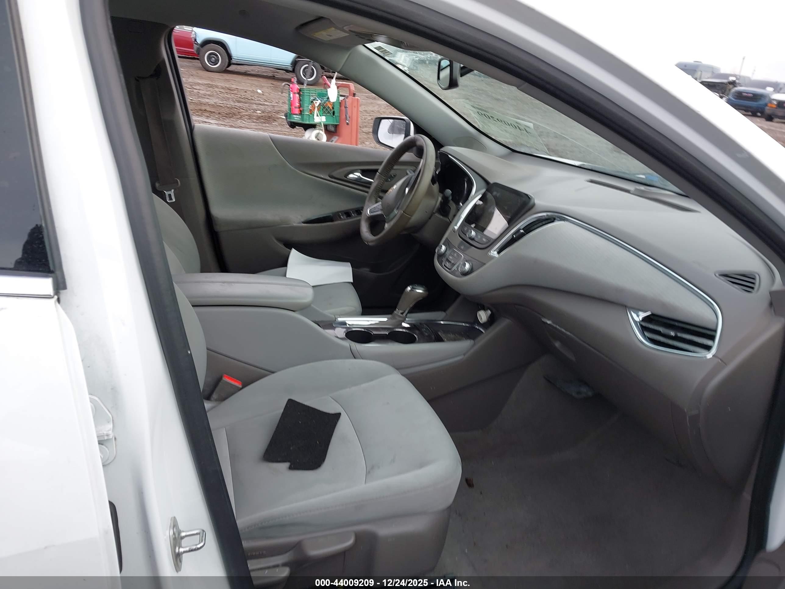 CHEVROLET MALIBU image 5
