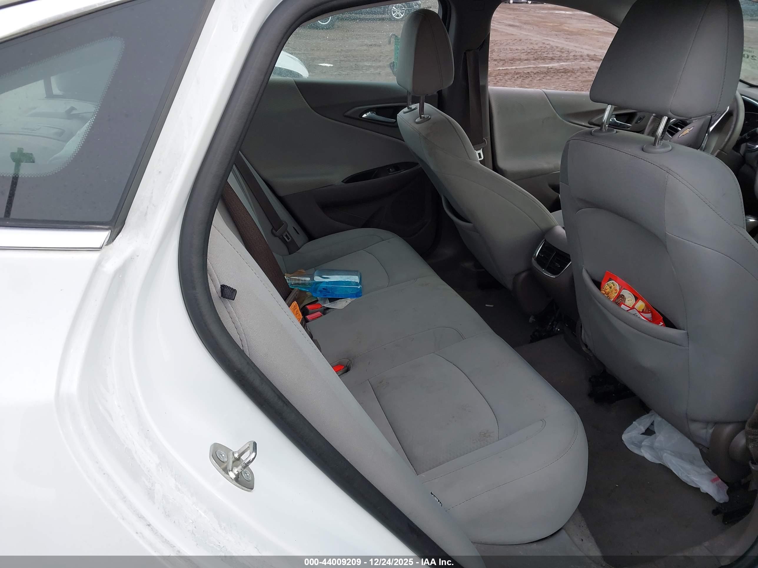 CHEVROLET MALIBU image 8
