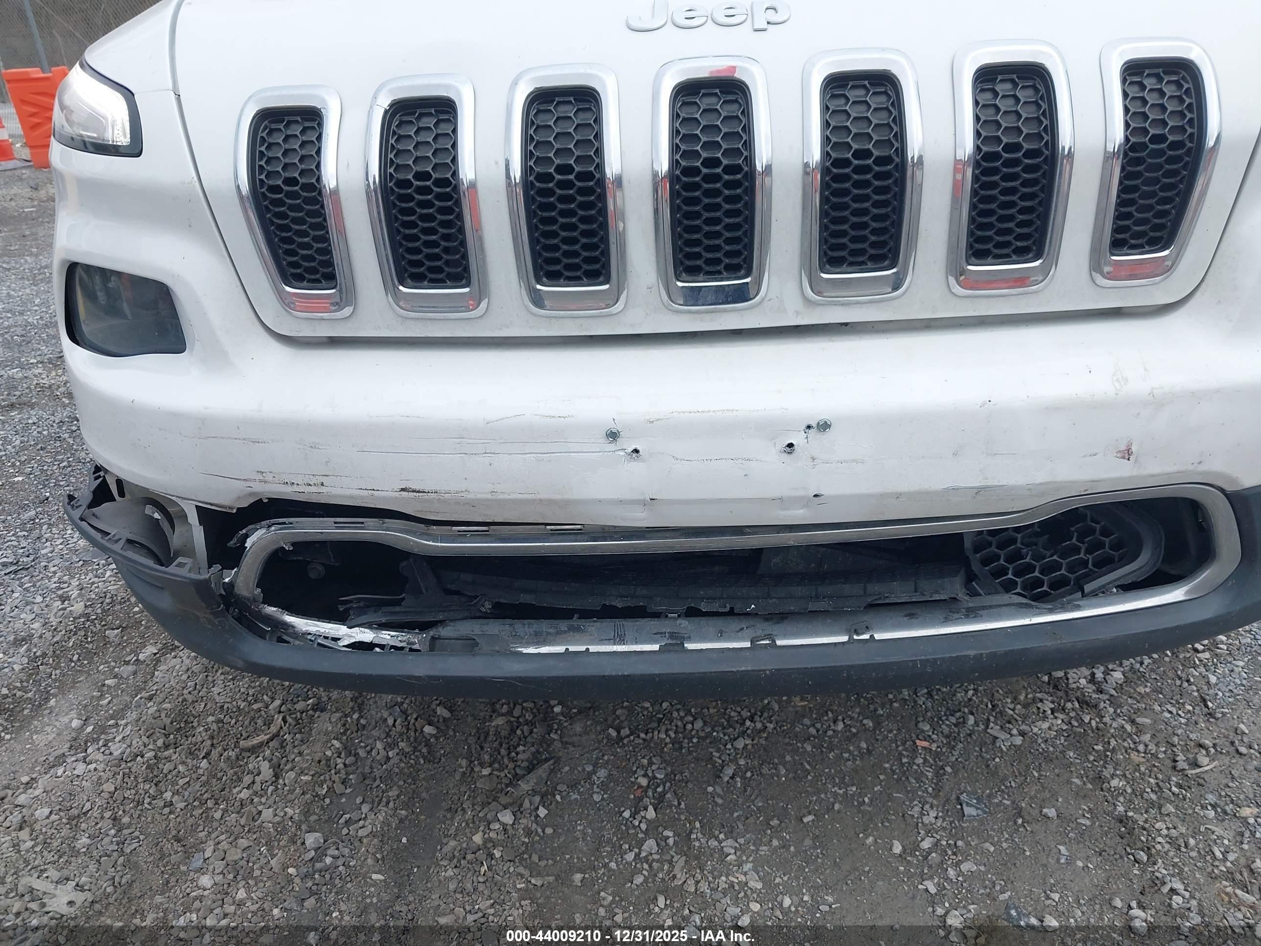 JEEP CHEROKEE image 6