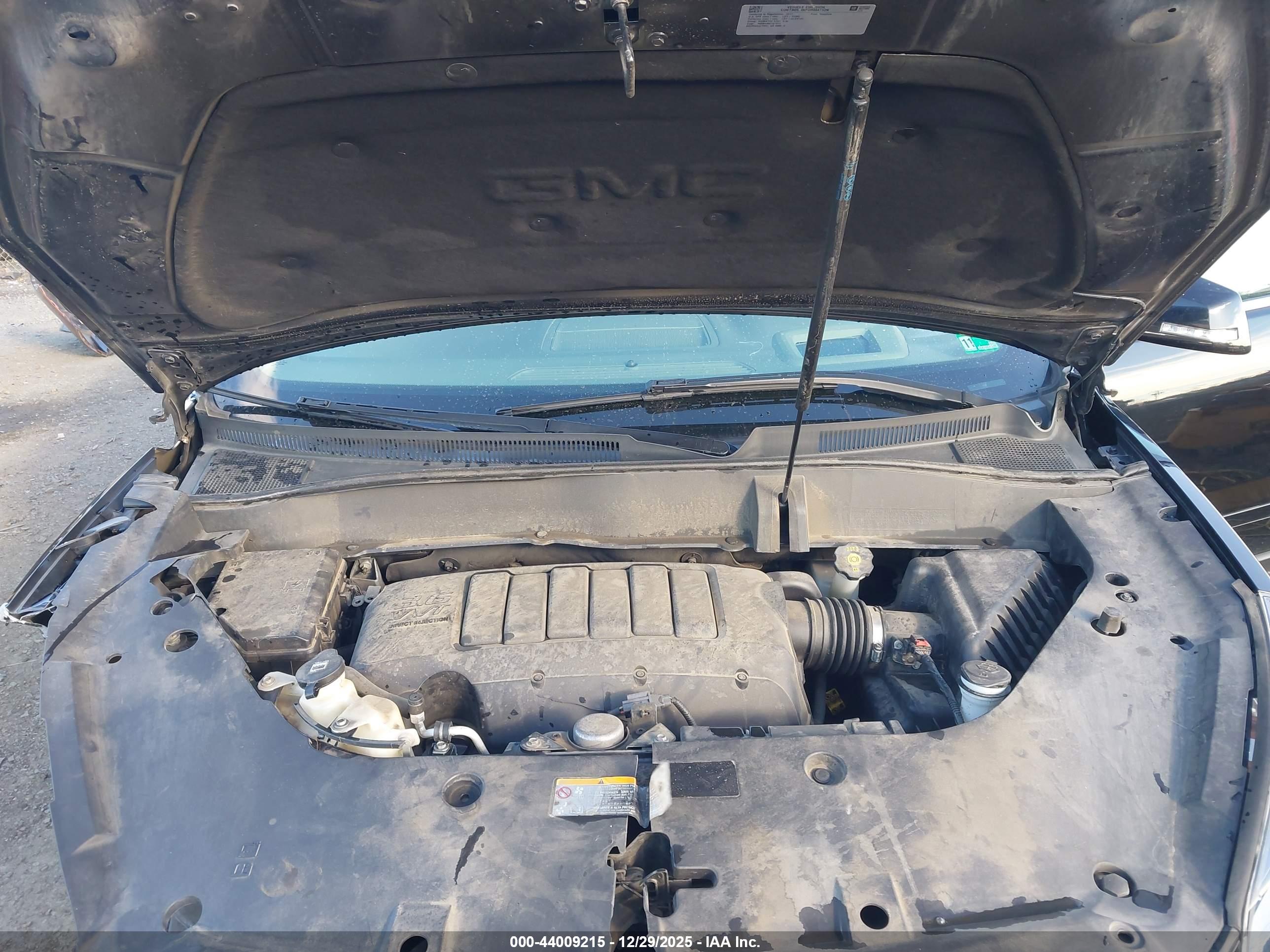 GMC ACADIA image 10